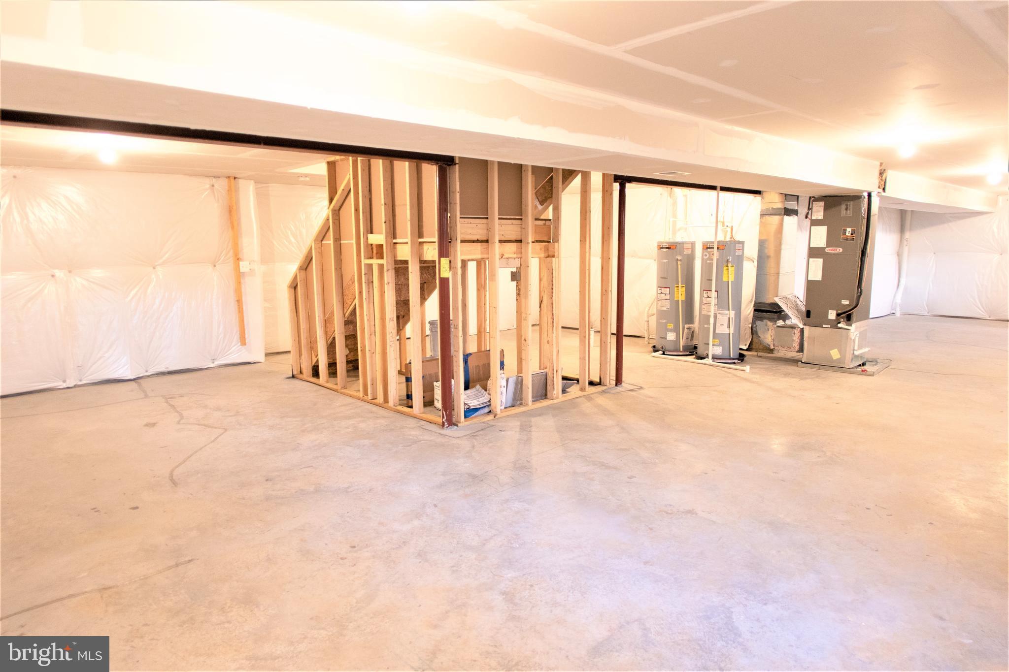 ASPEN GREENS - Residential