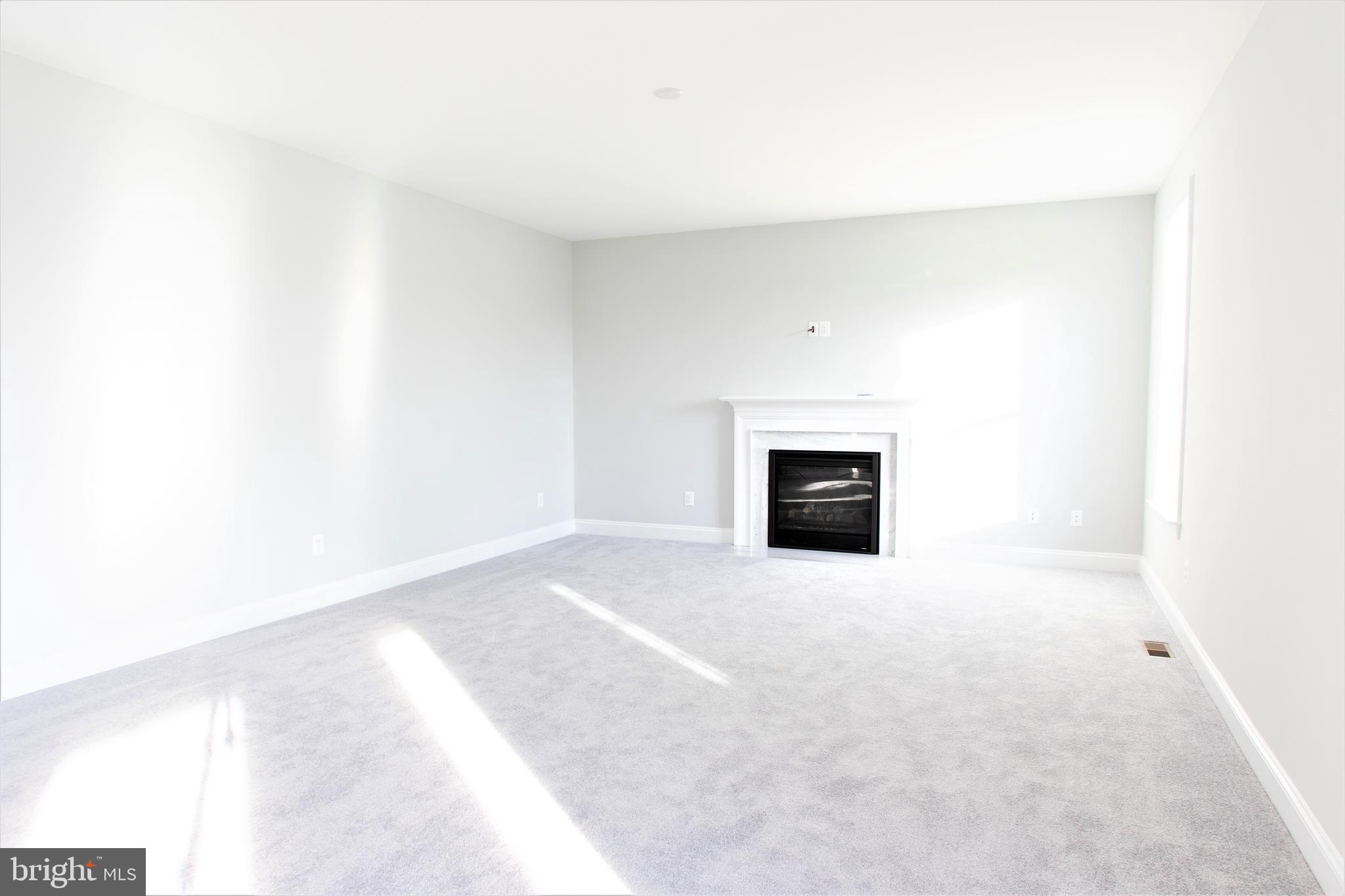 ASPEN GREENS - Residential