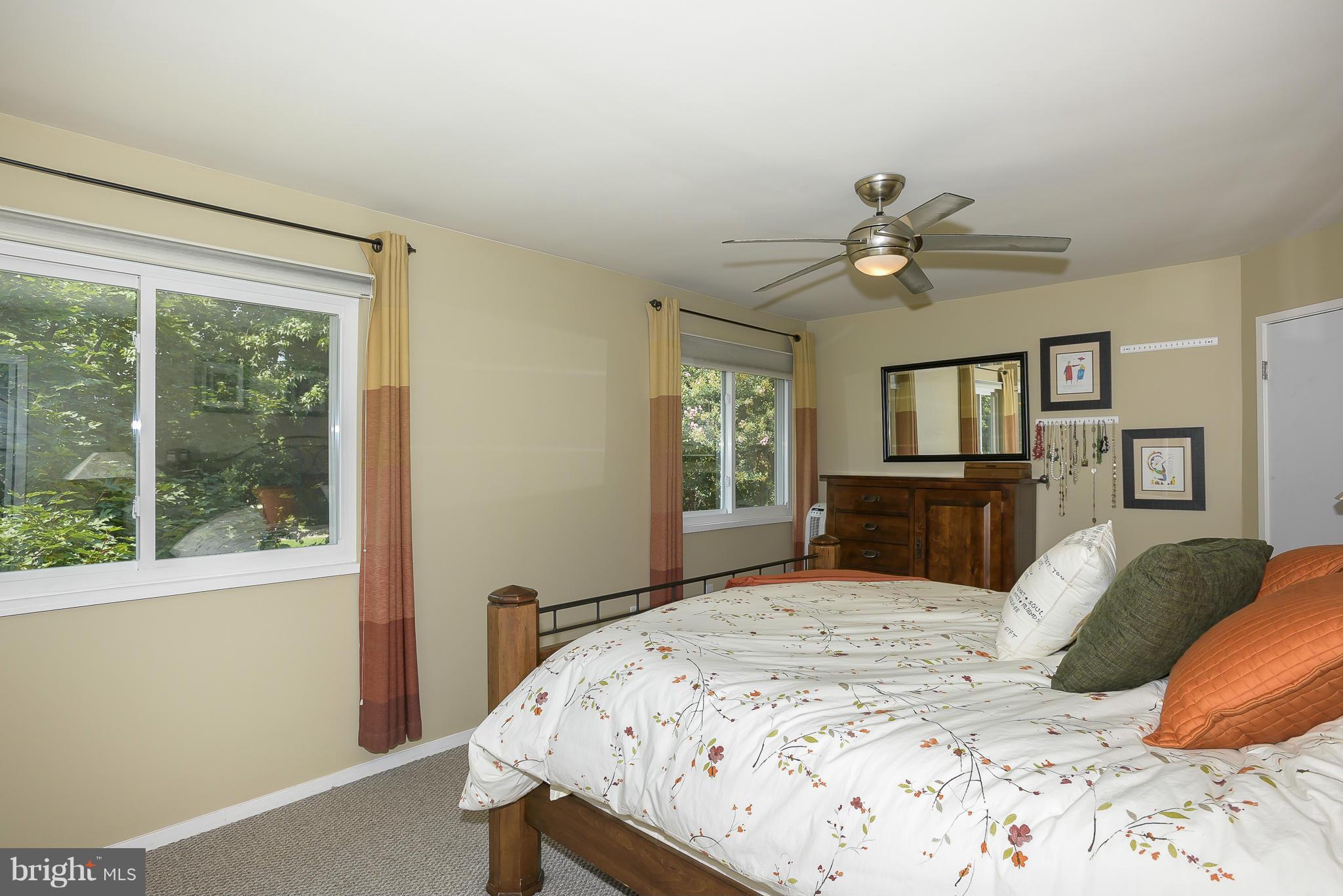 GEORGETOWN GROVE - Residential