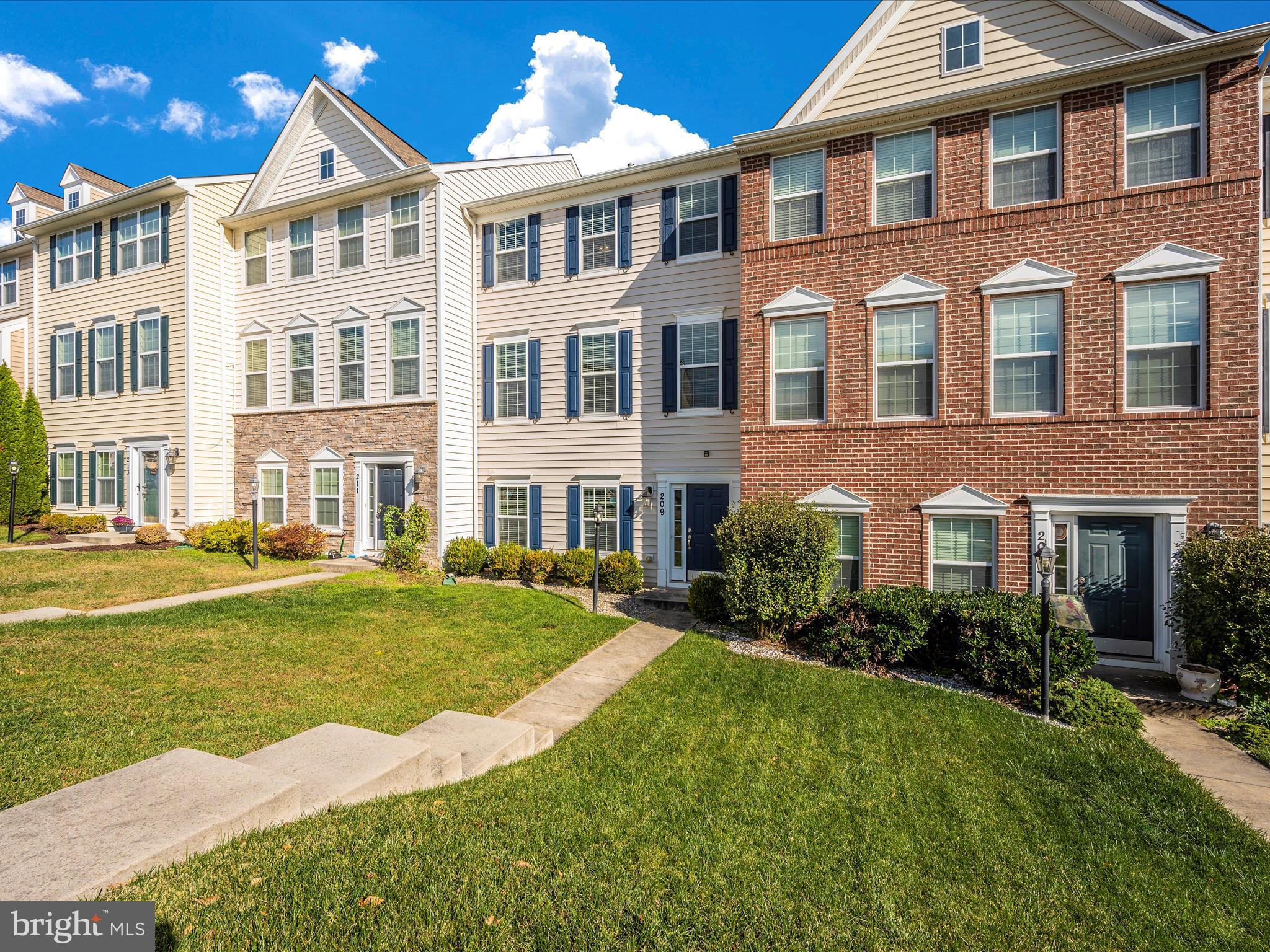 BRINKLEY MANOR - Residential