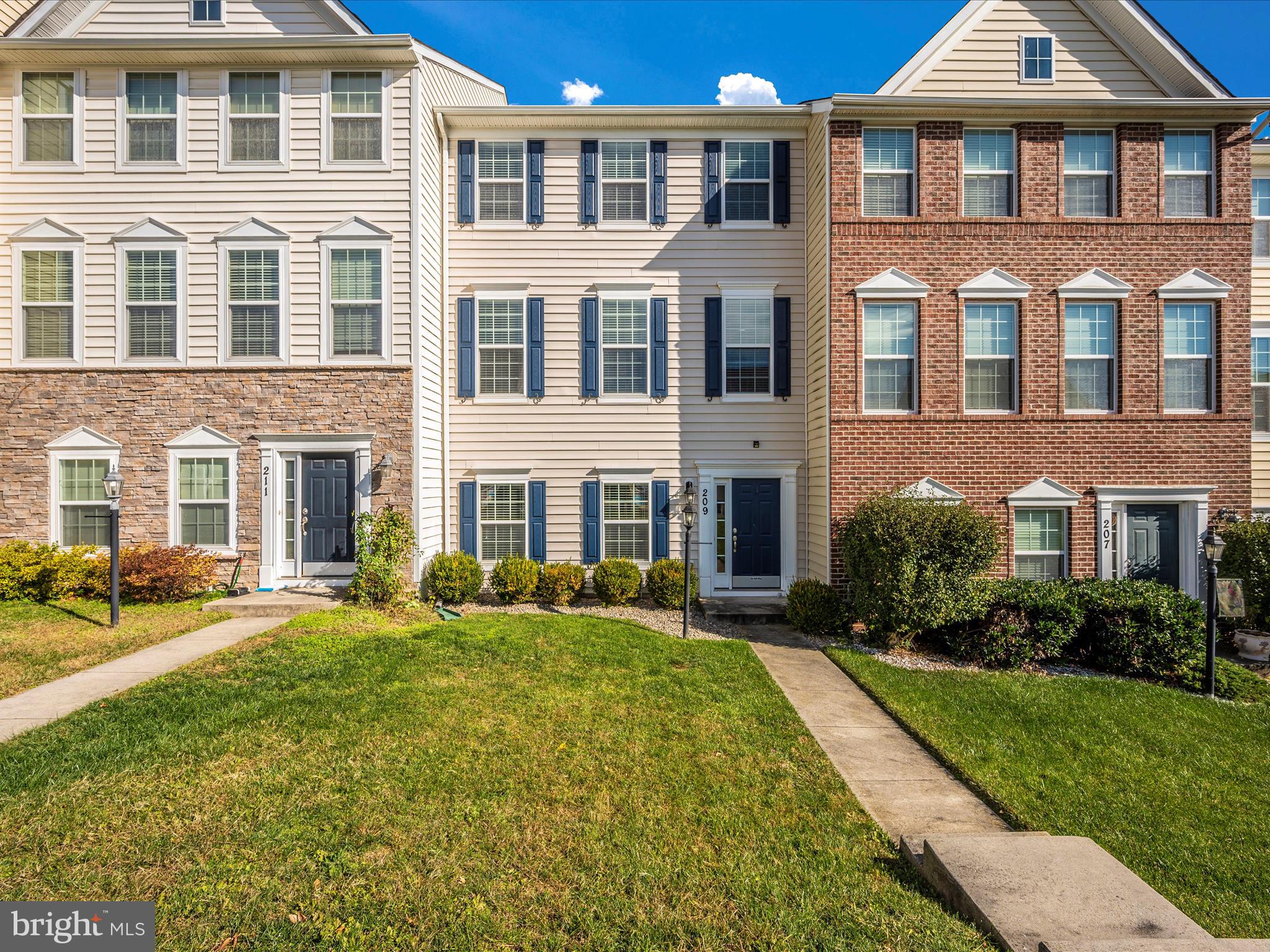 BRINKLEY MANOR - Residential