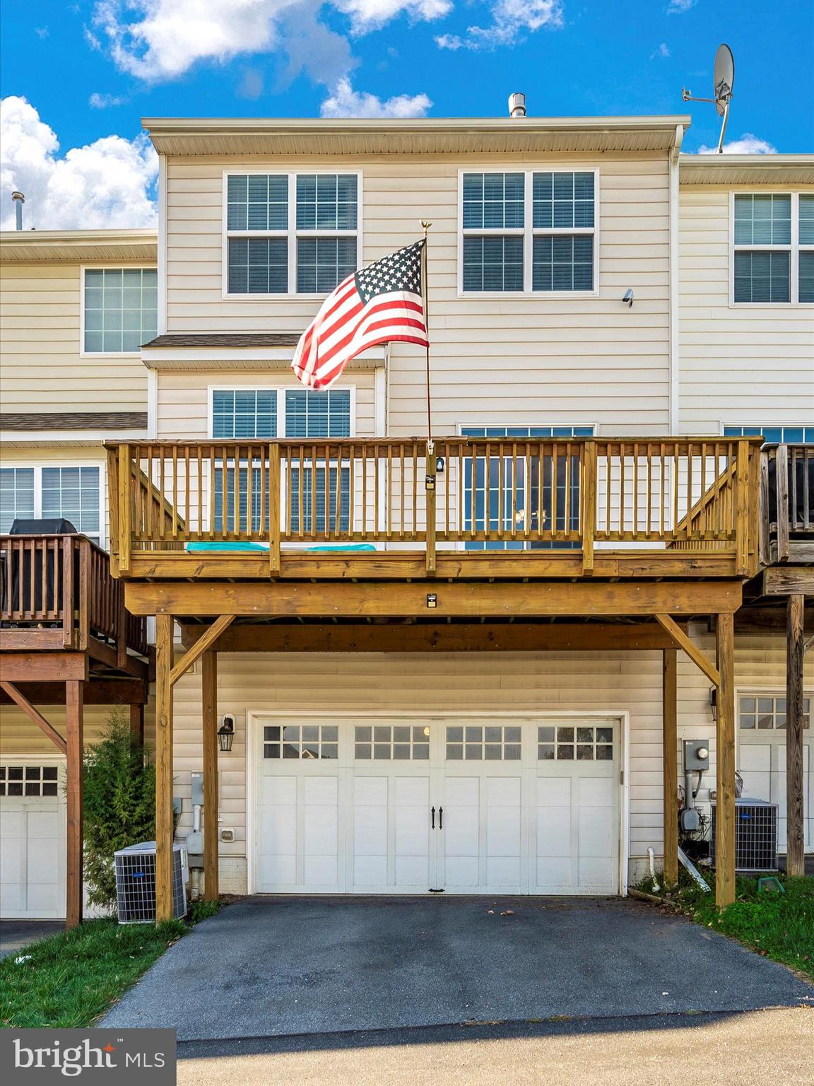 BRINKLEY MANOR - Residential