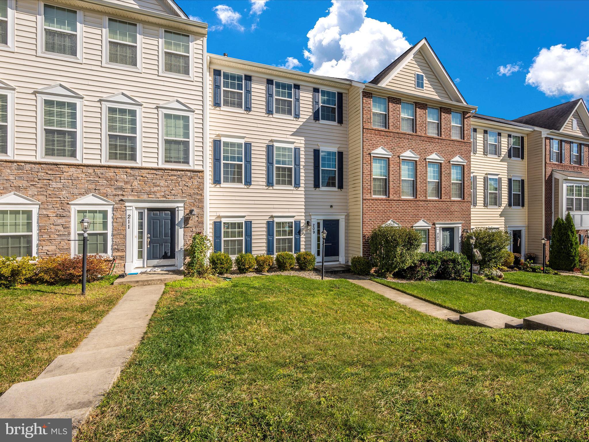 BRINKLEY MANOR - Residential