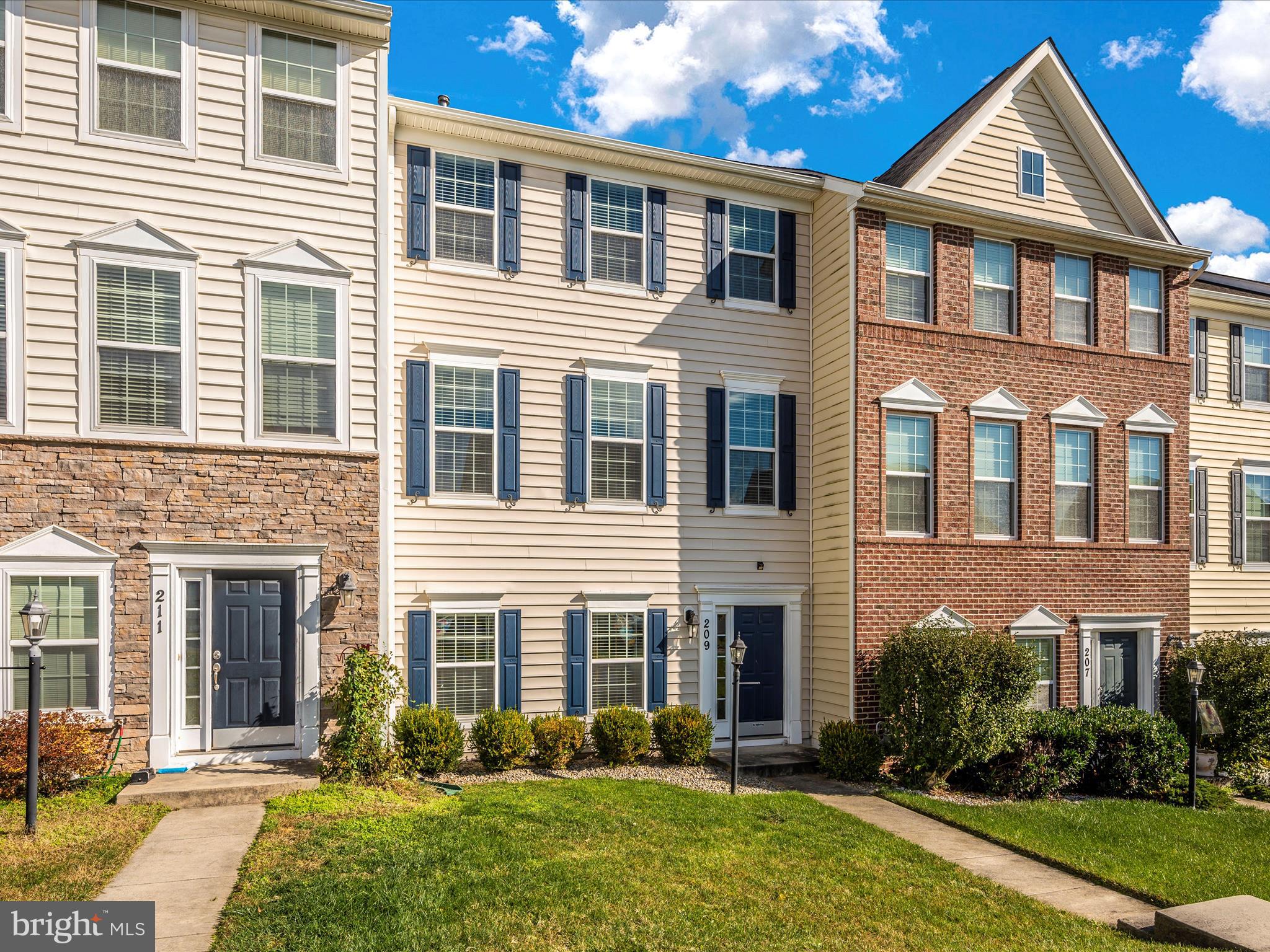 BRINKLEY MANOR - Residential