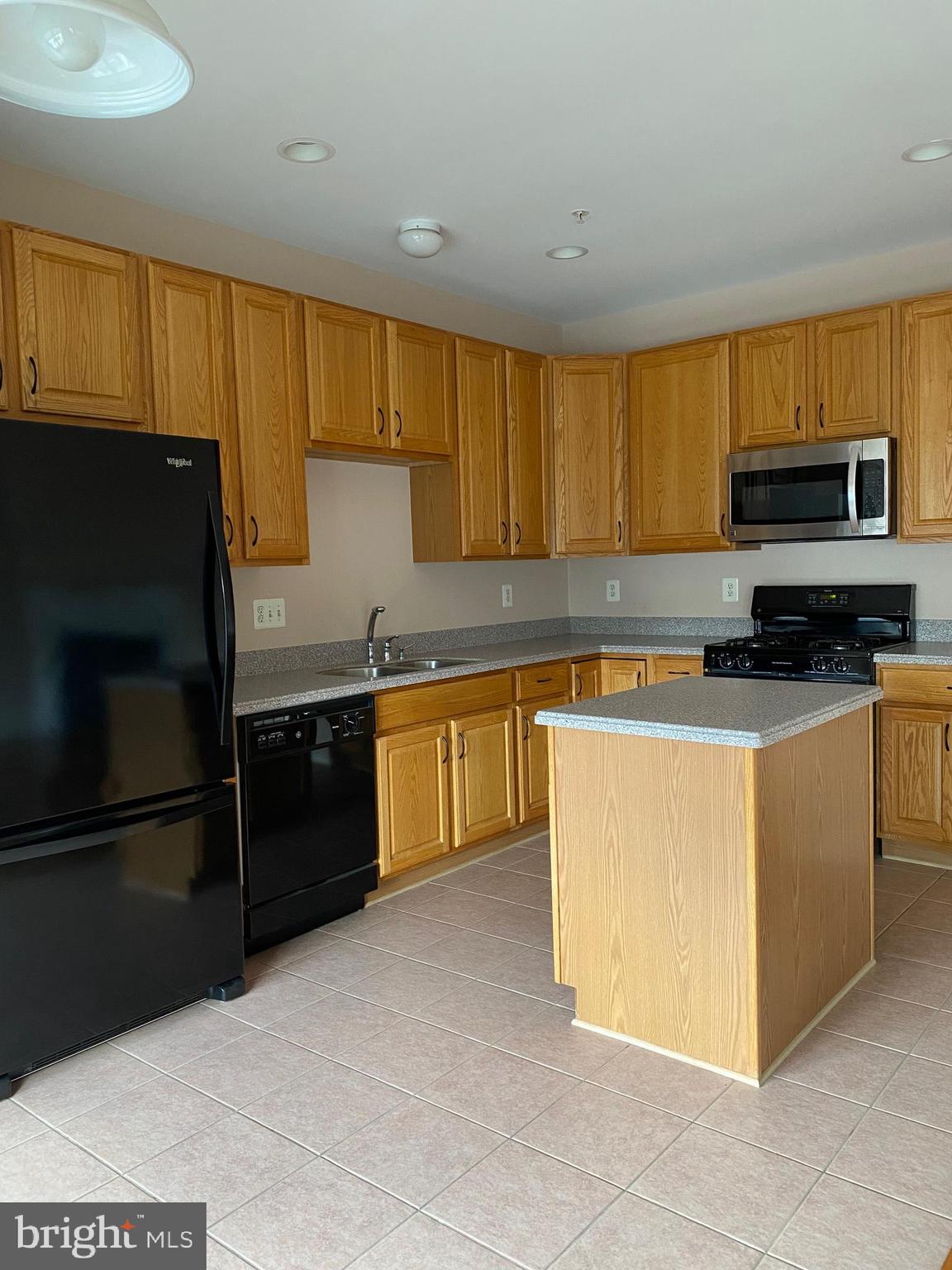 1108 HAVENCREST STREET