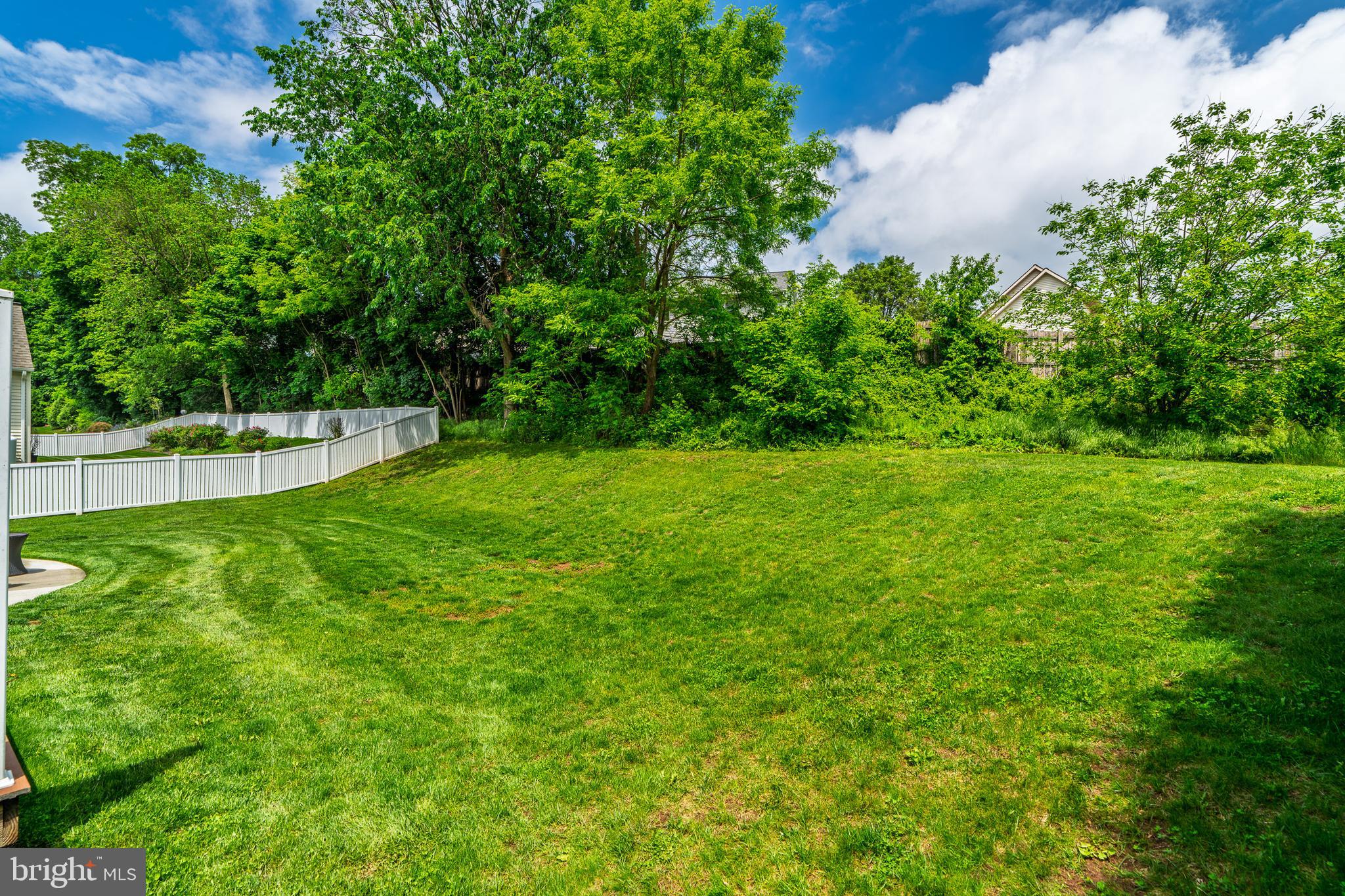 8 COPPERWOOD LANE
