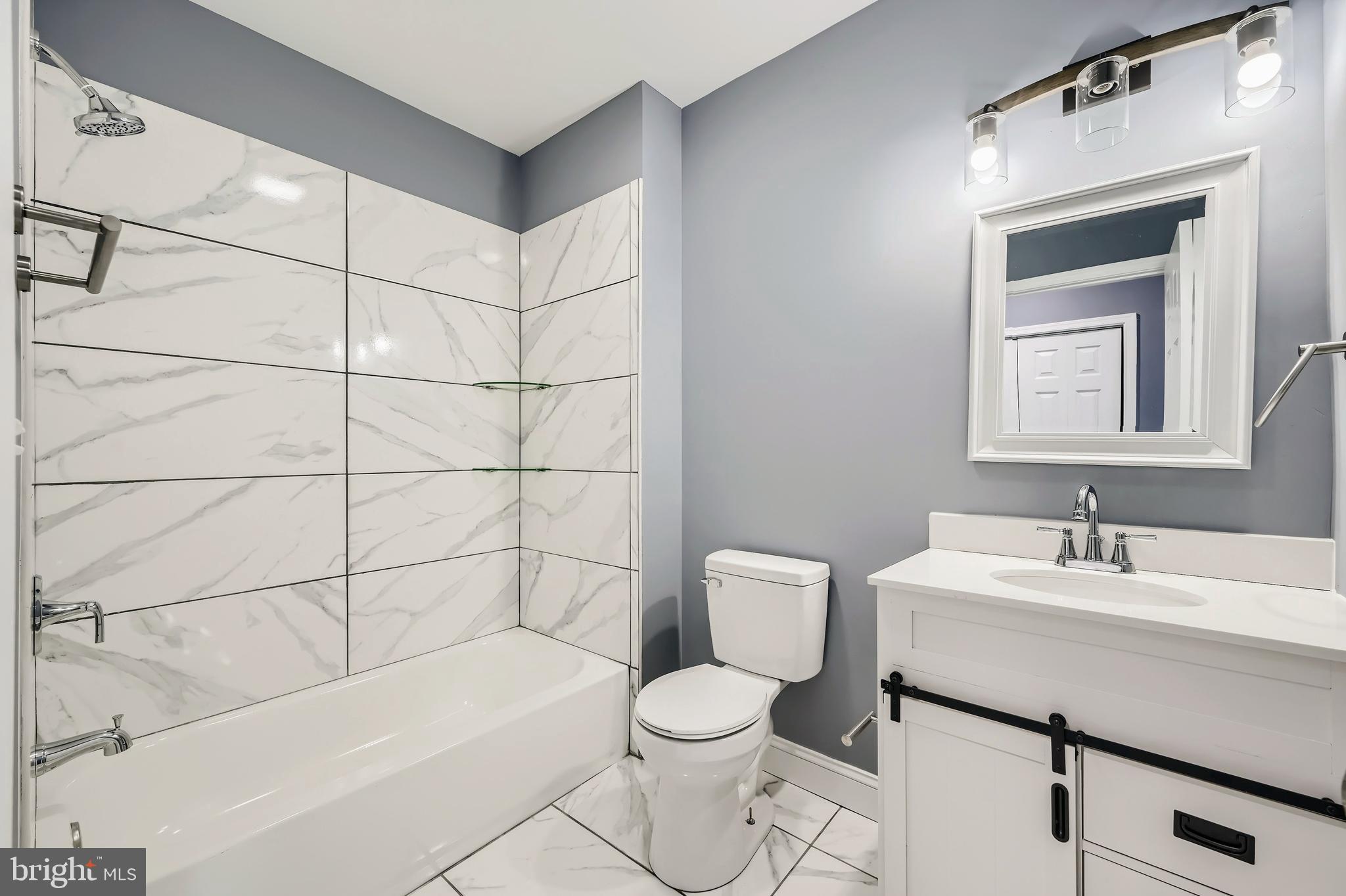 ELLWOOD PARK - Residential