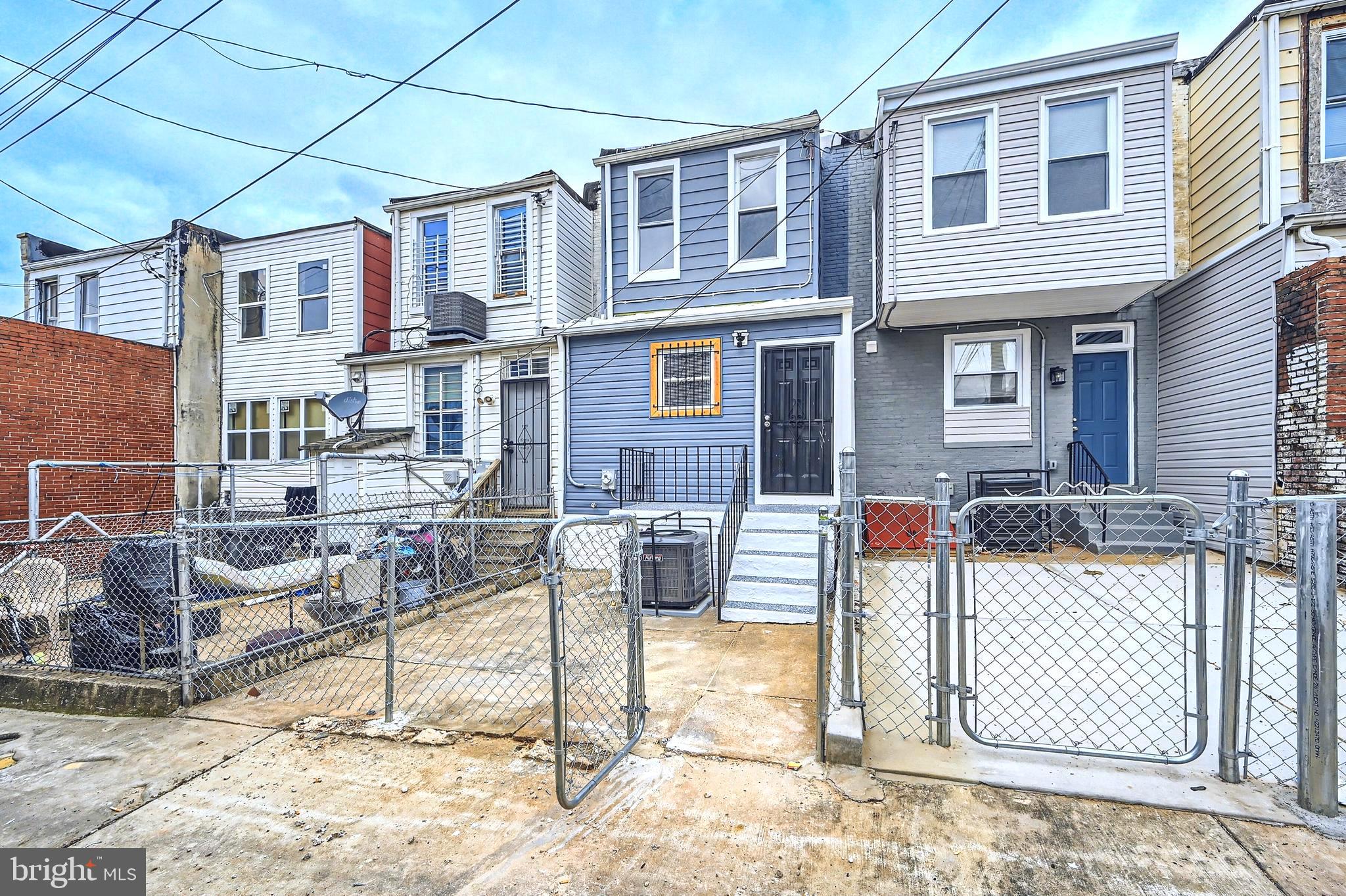 ELLWOOD PARK - Residential