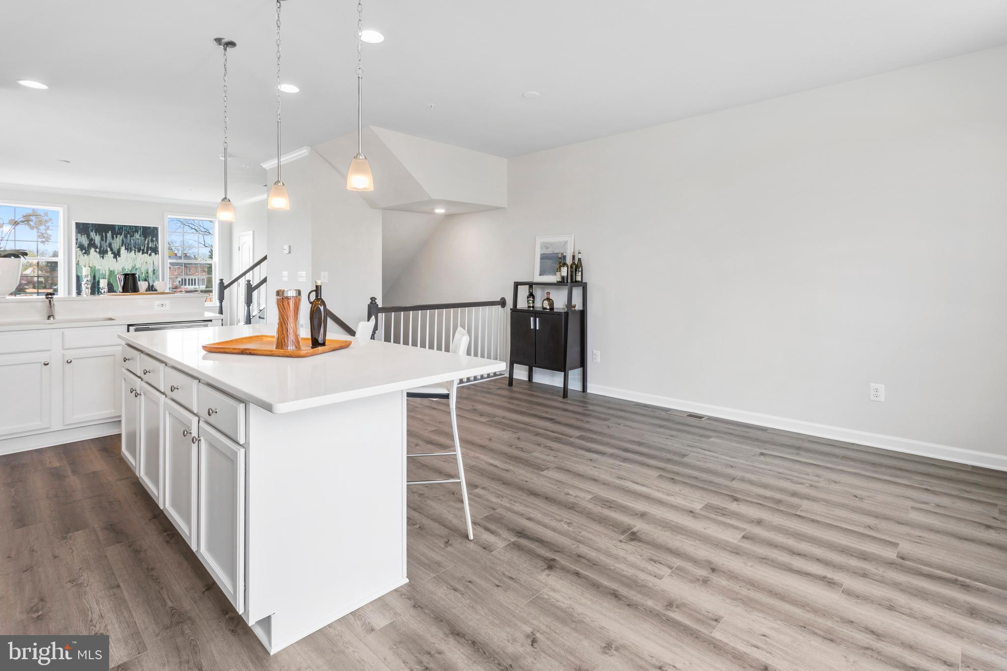 SPRING BANK - Residential