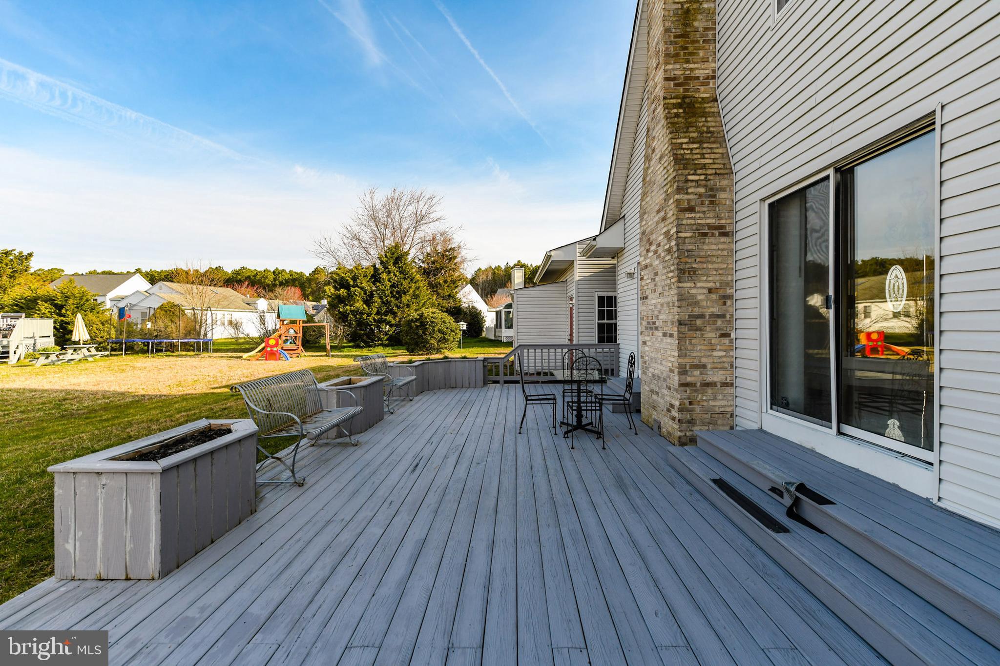 OYSTER HARBOR - Residential