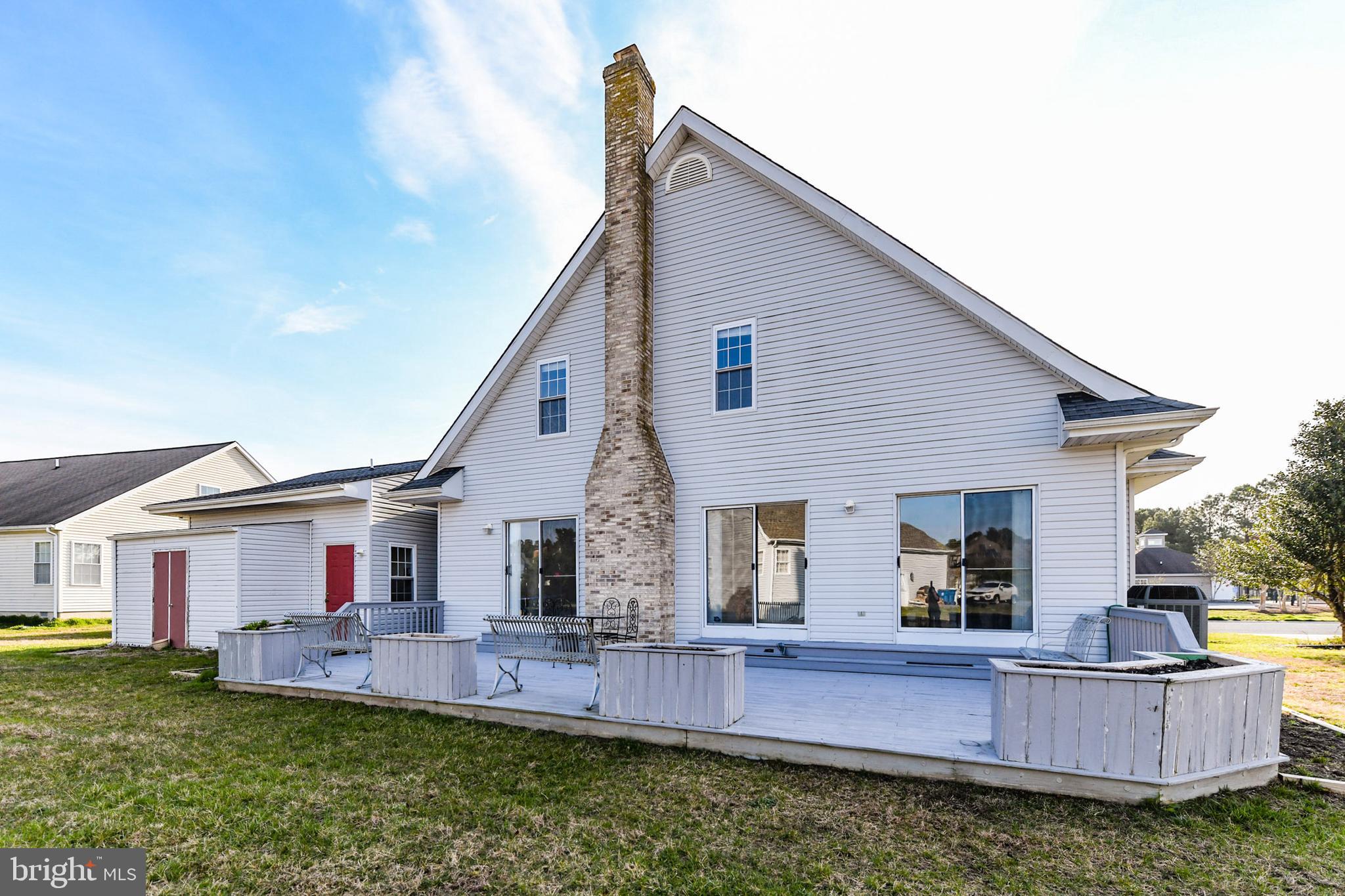 OYSTER HARBOR - Residential