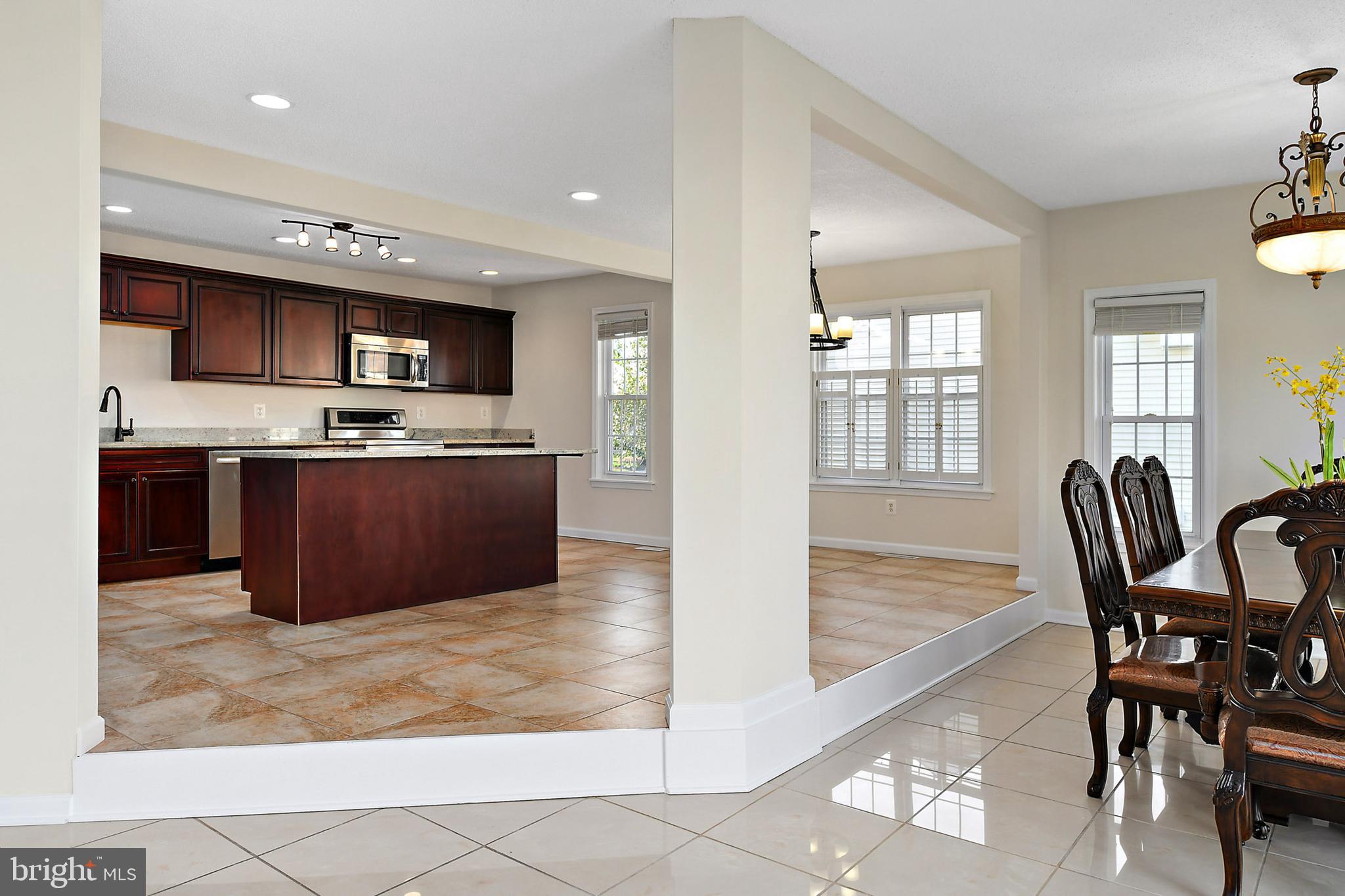 OYSTER HARBOR - Residential