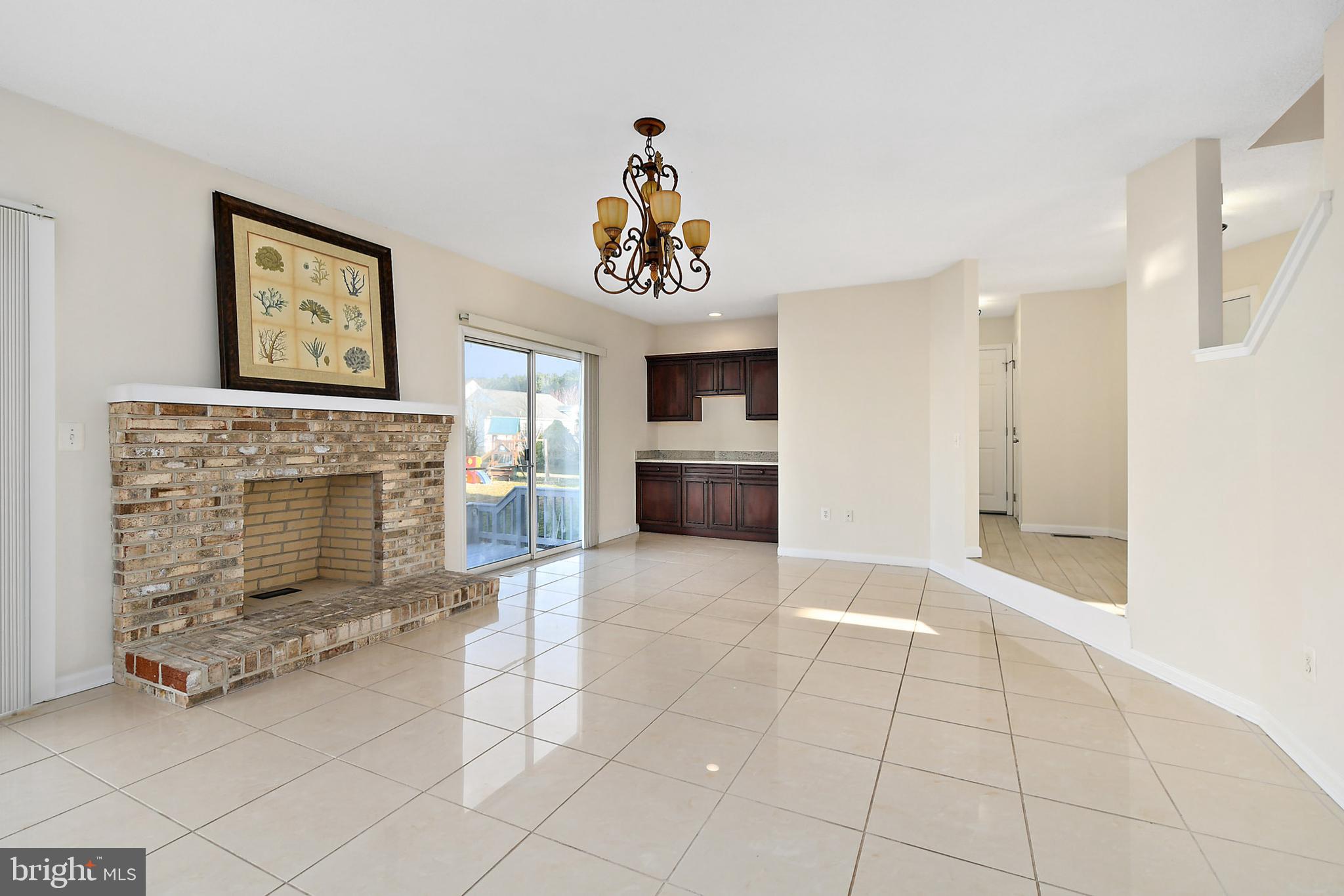 OYSTER HARBOR - Residential