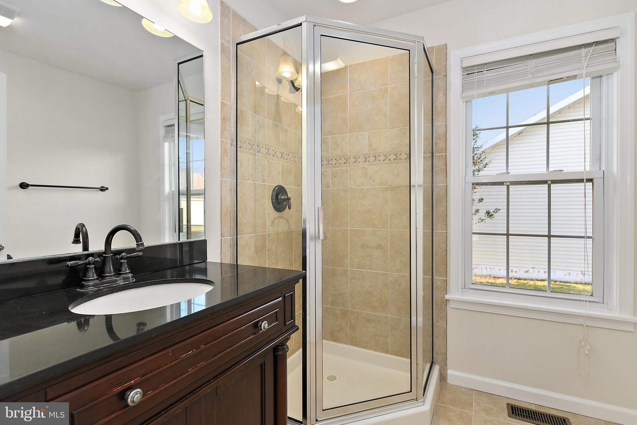 OYSTER HARBOR - Residential