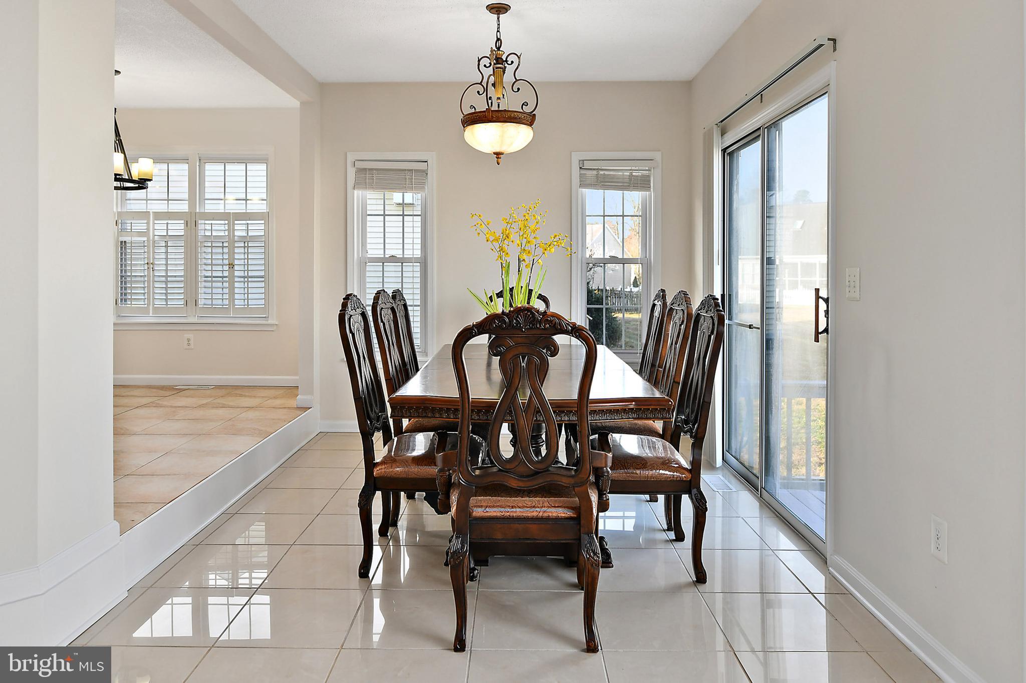 OYSTER HARBOR - Residential