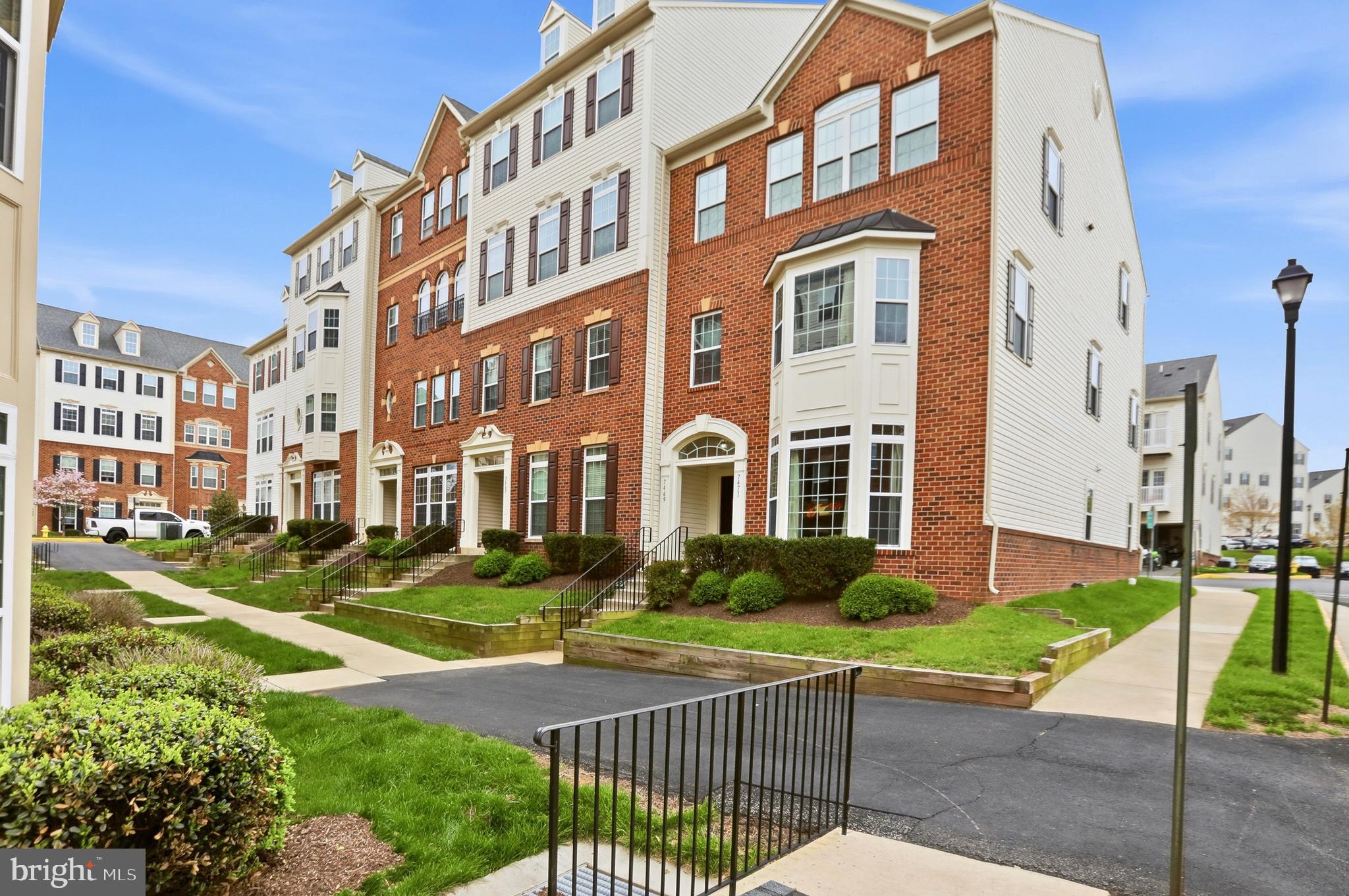 SOMERSET CONDO - Residential