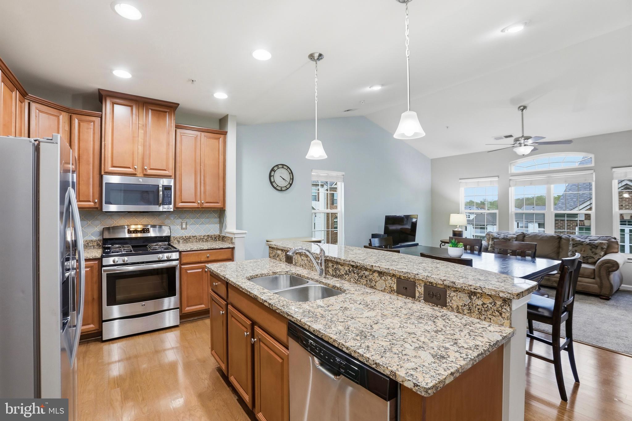 SOMERSET CONDO - Residential