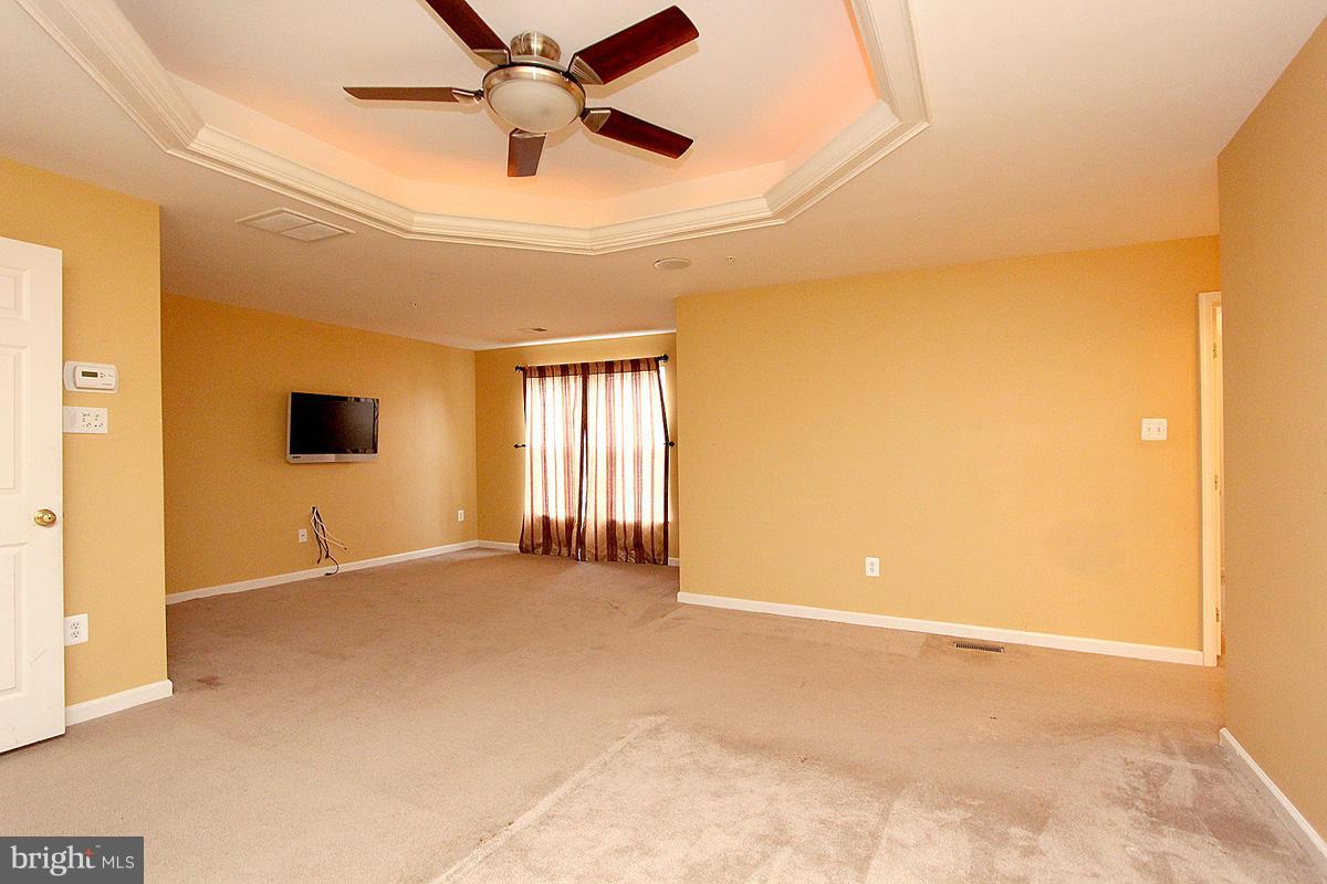 HAMPTON SUB-PLAT 1> - Residential