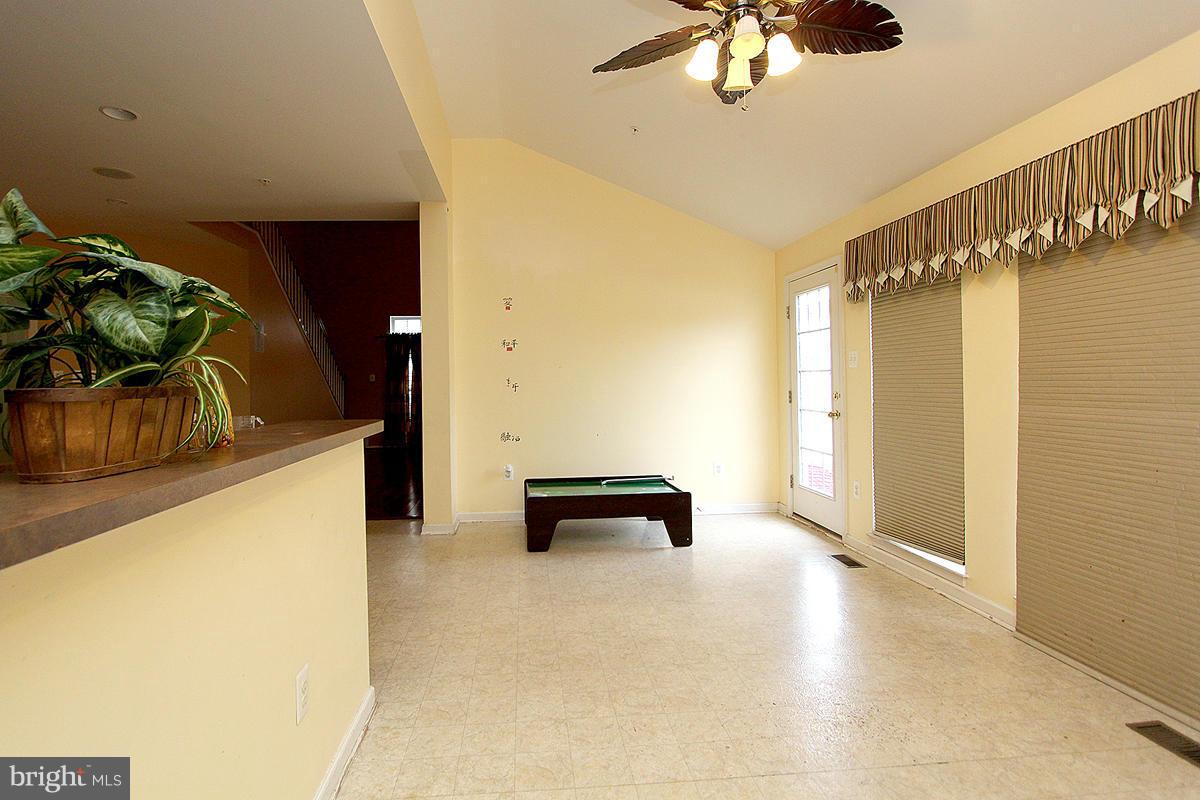 HAMPTON SUB-PLAT 1> - Residential