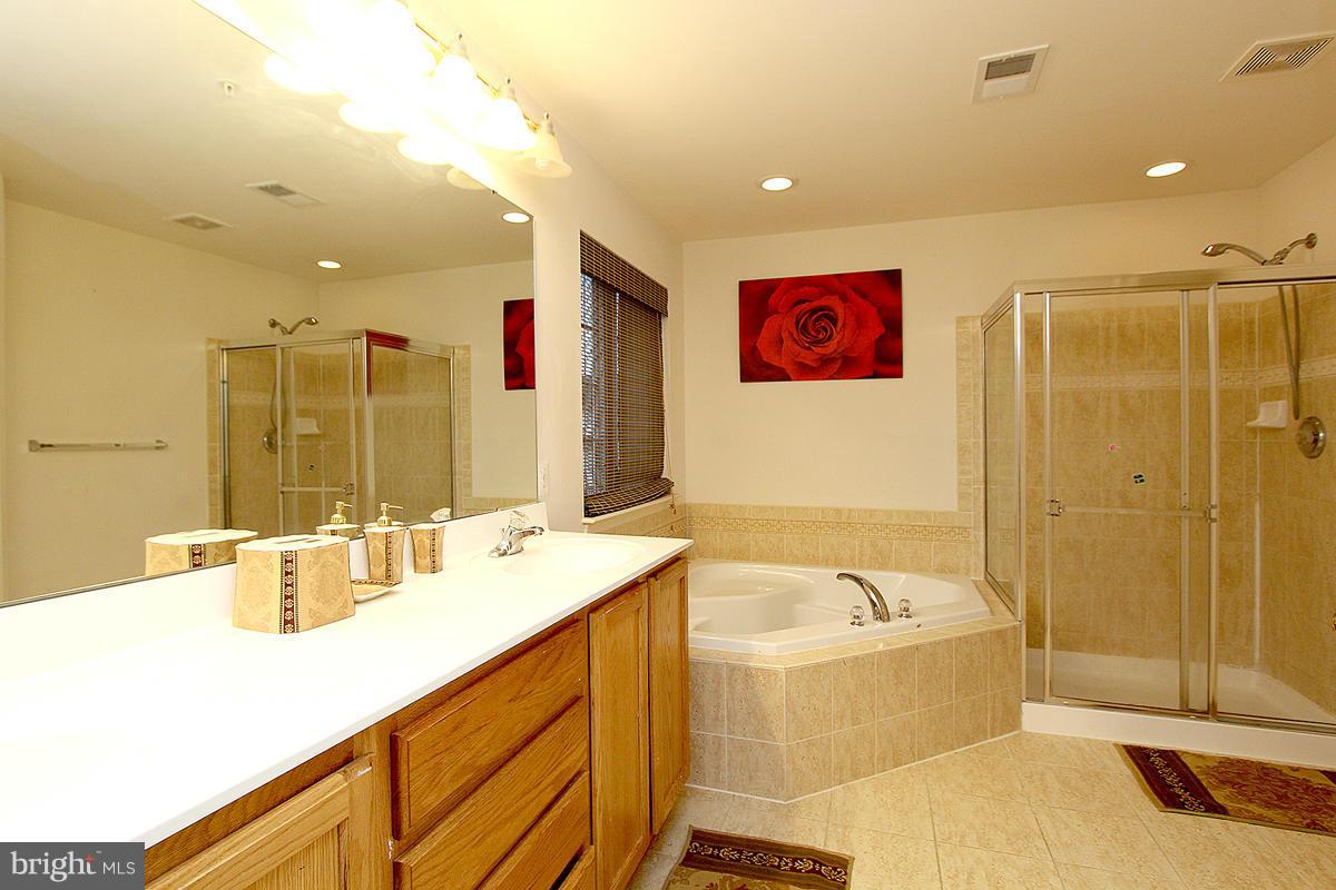 HAMPTON SUB-PLAT 1> - Residential