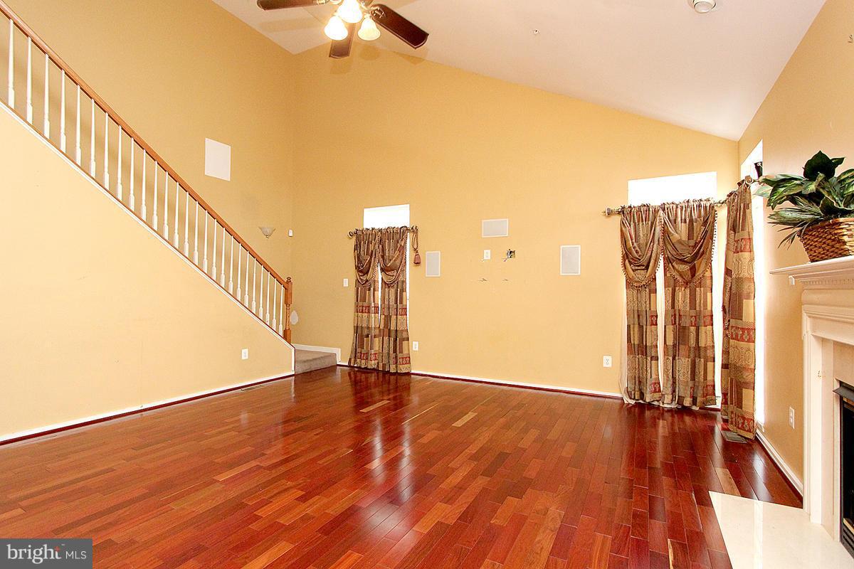 HAMPTON SUB-PLAT 1> - Residential