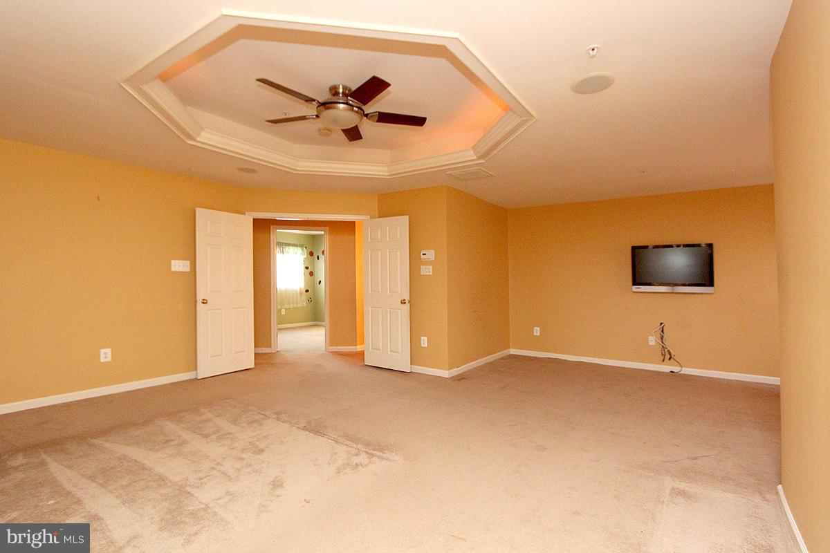 HAMPTON SUB-PLAT 1> - Residential