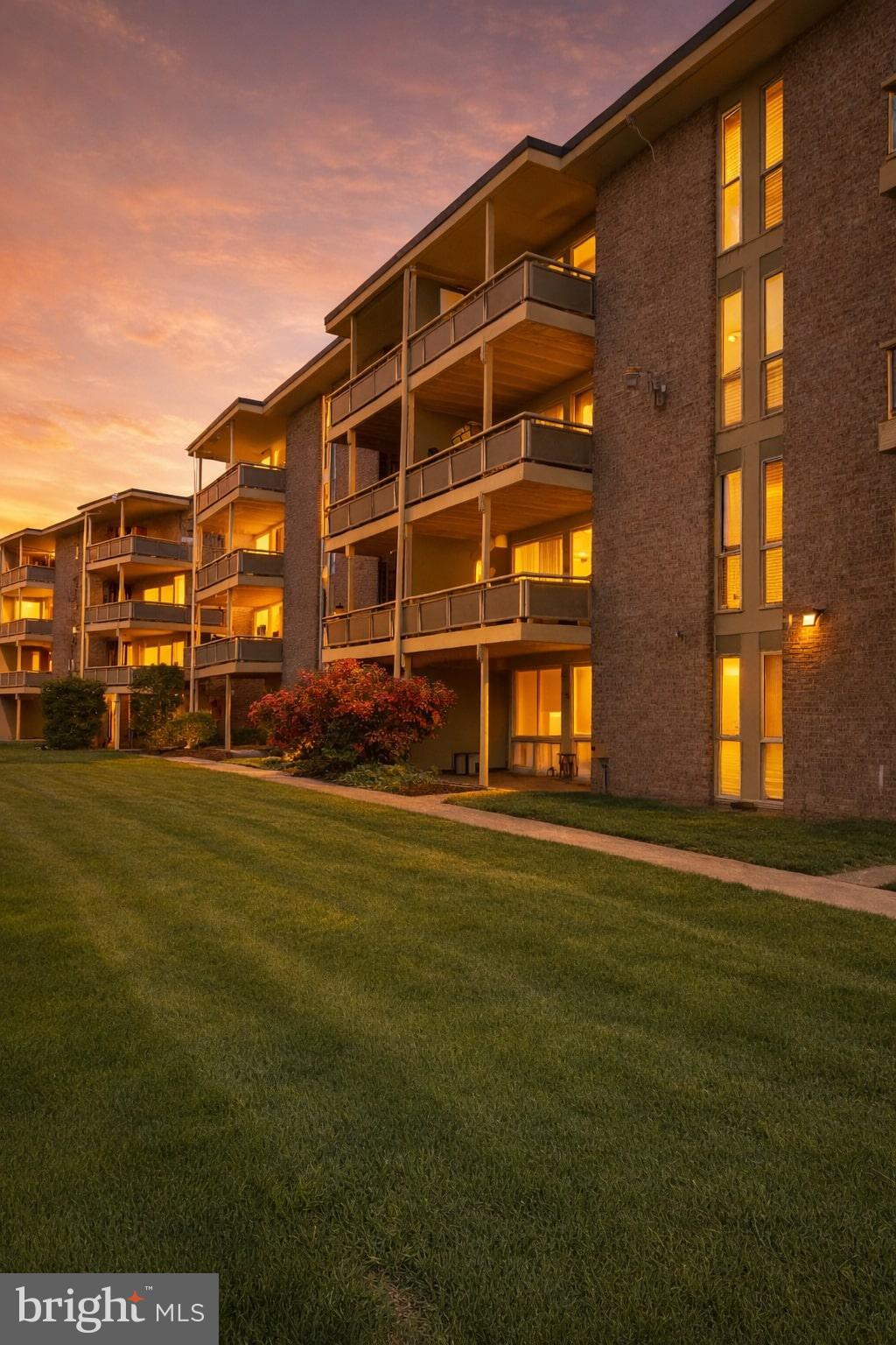 HOLLY HILL - Residential Lease