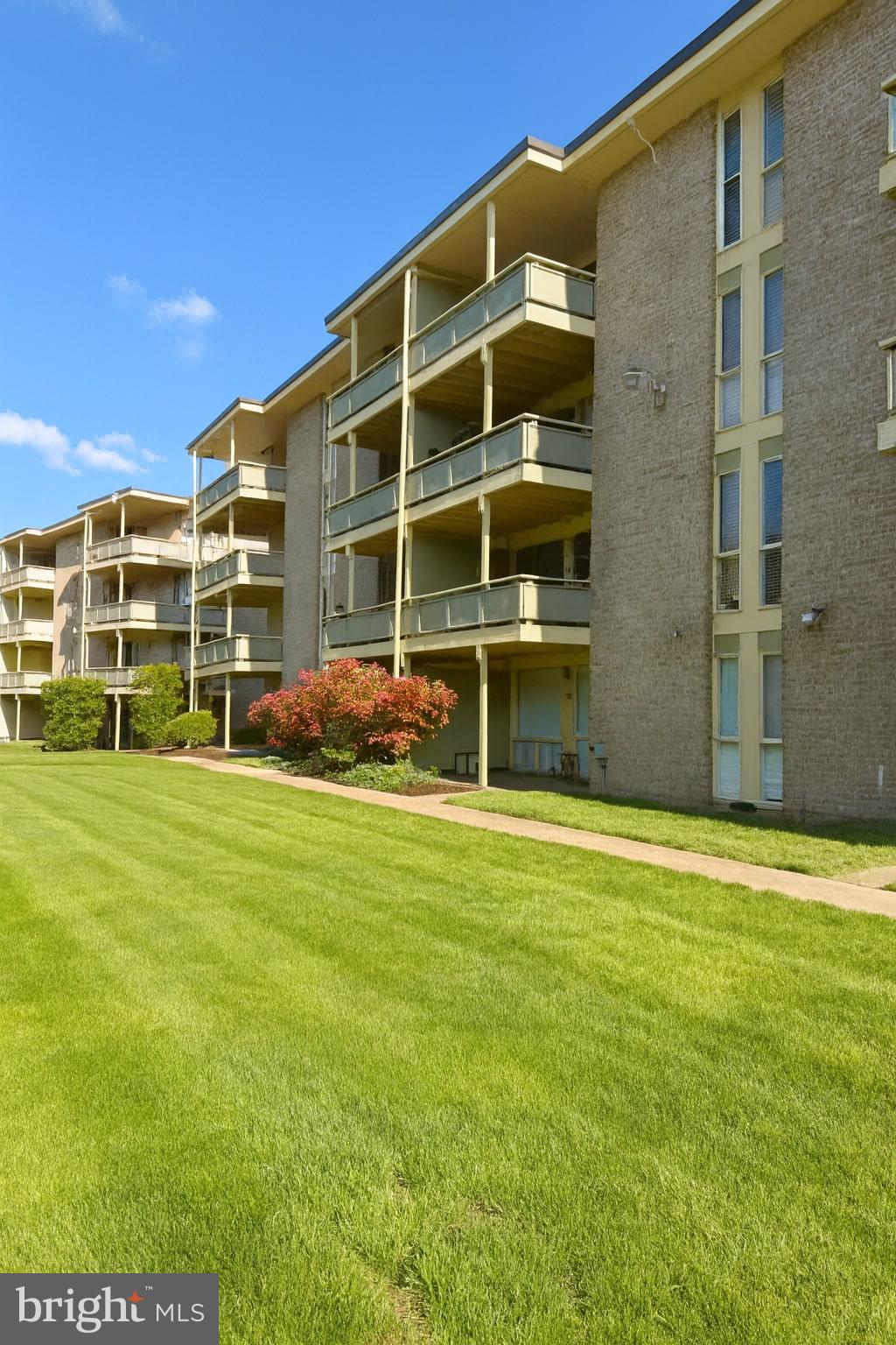 HOLLY HILL - Residential Lease