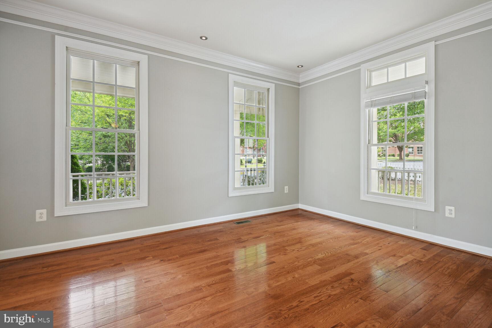 LAKELANDS - Residential Lease