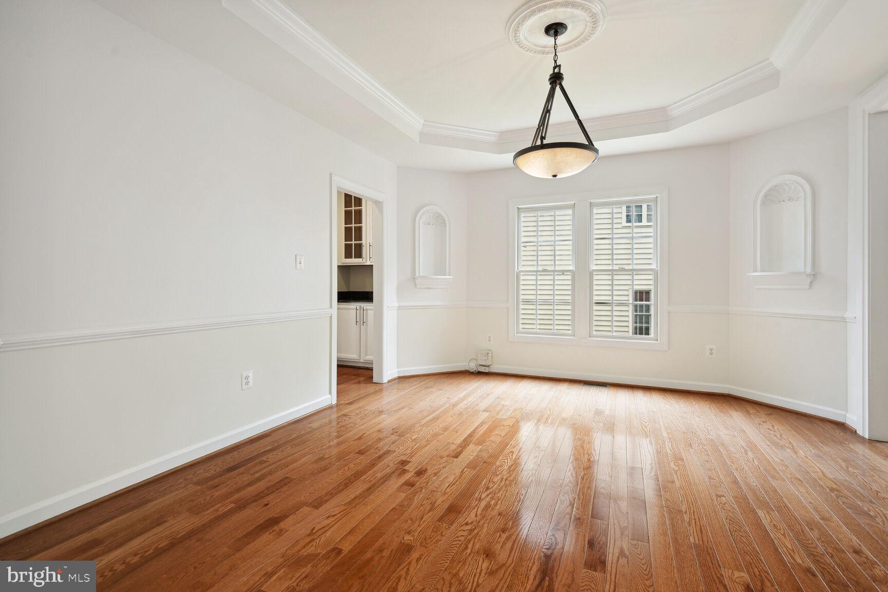 LAKELANDS - Residential Lease