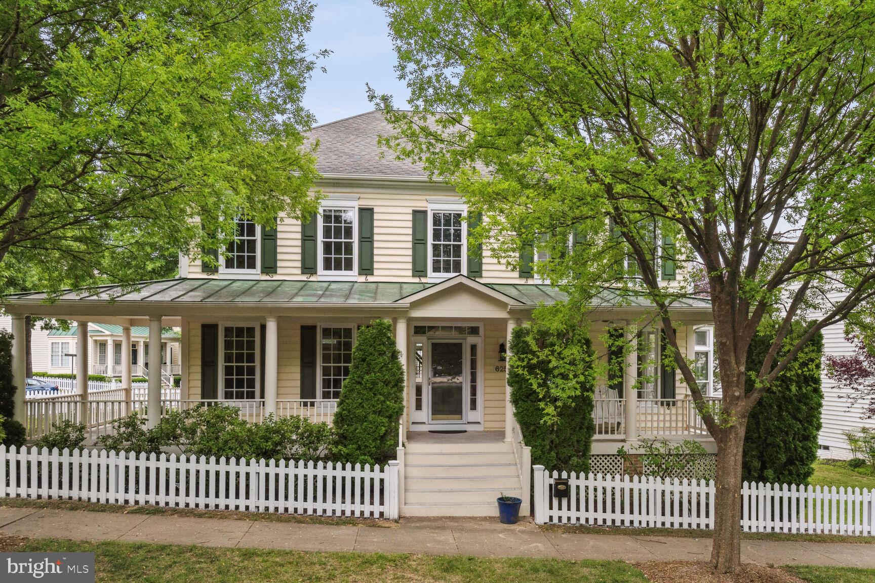 LAKELANDS - Residential Lease