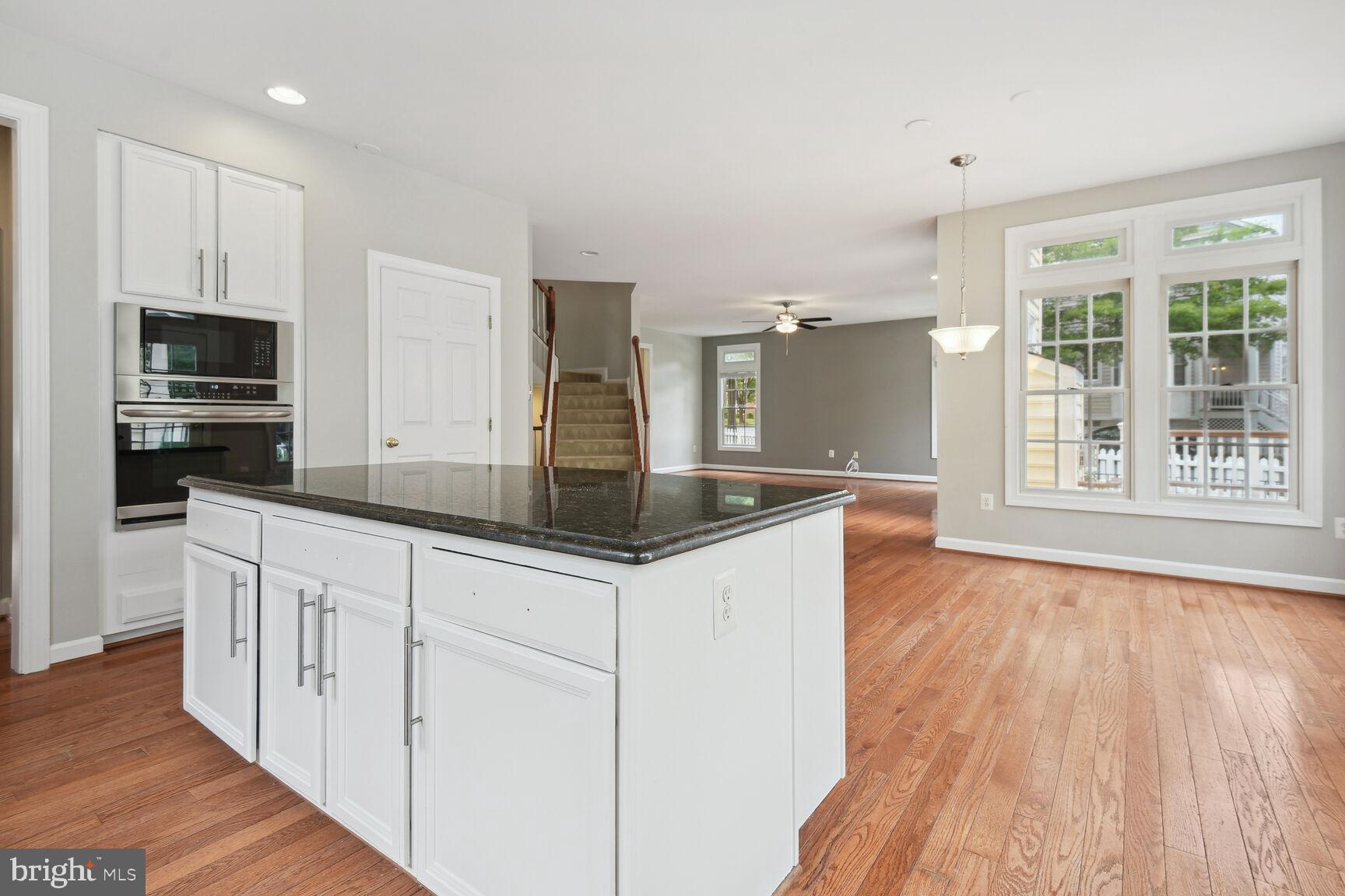 LAKELANDS - Residential Lease