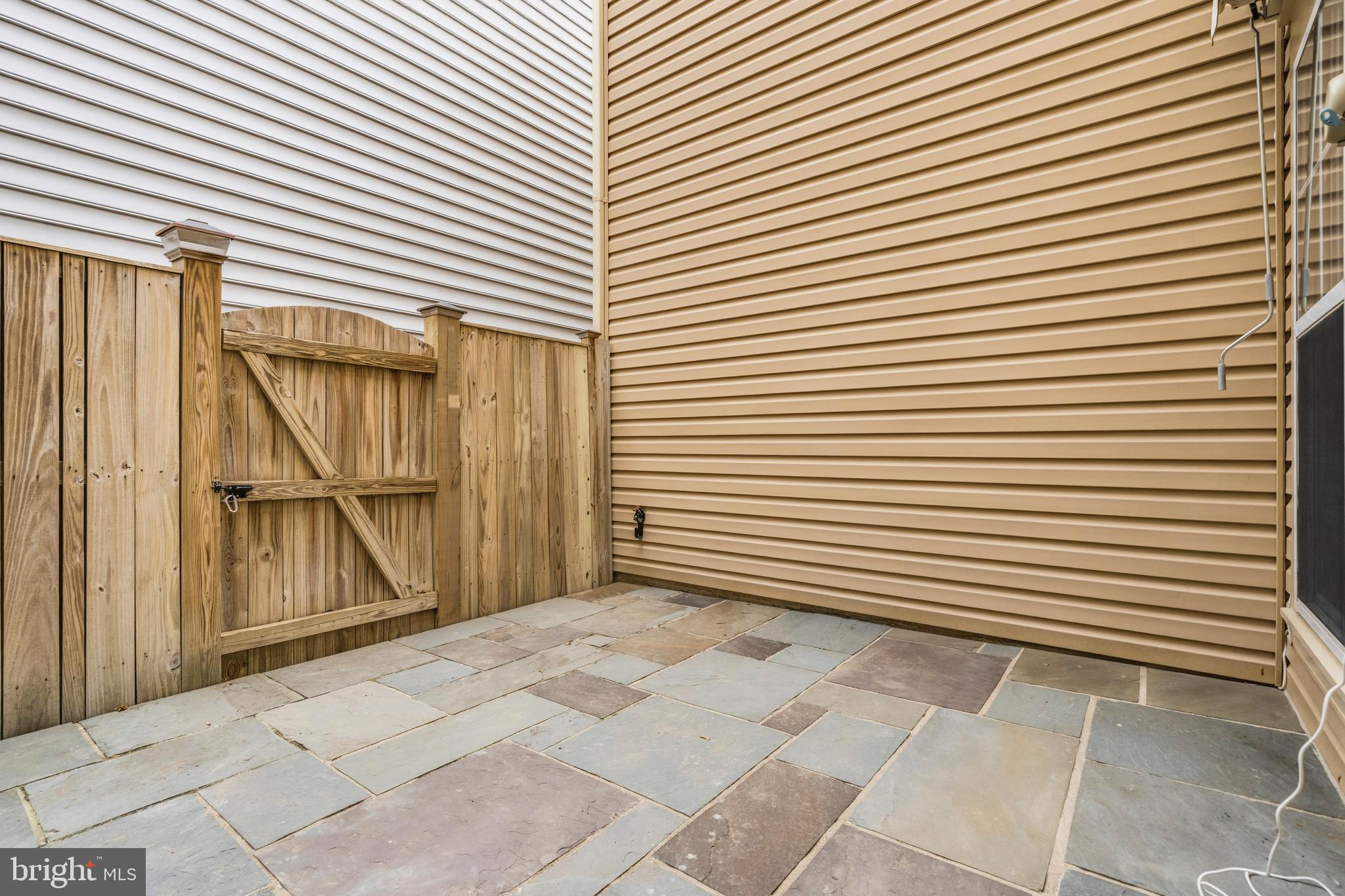 LORTON STATION - Residential