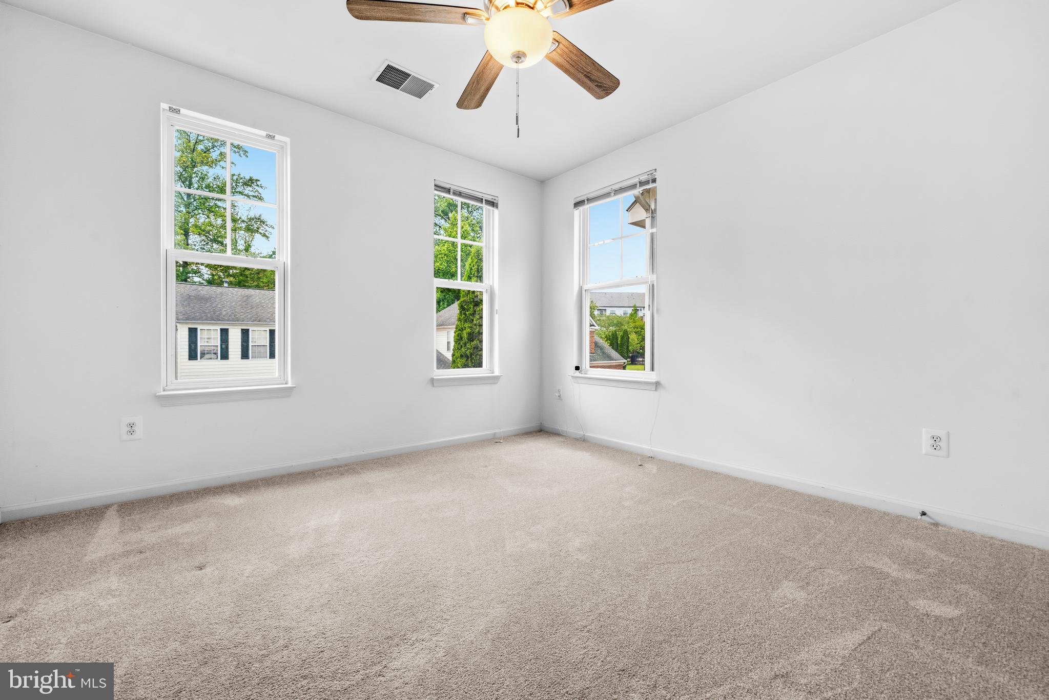 LORTON STATION - Residential