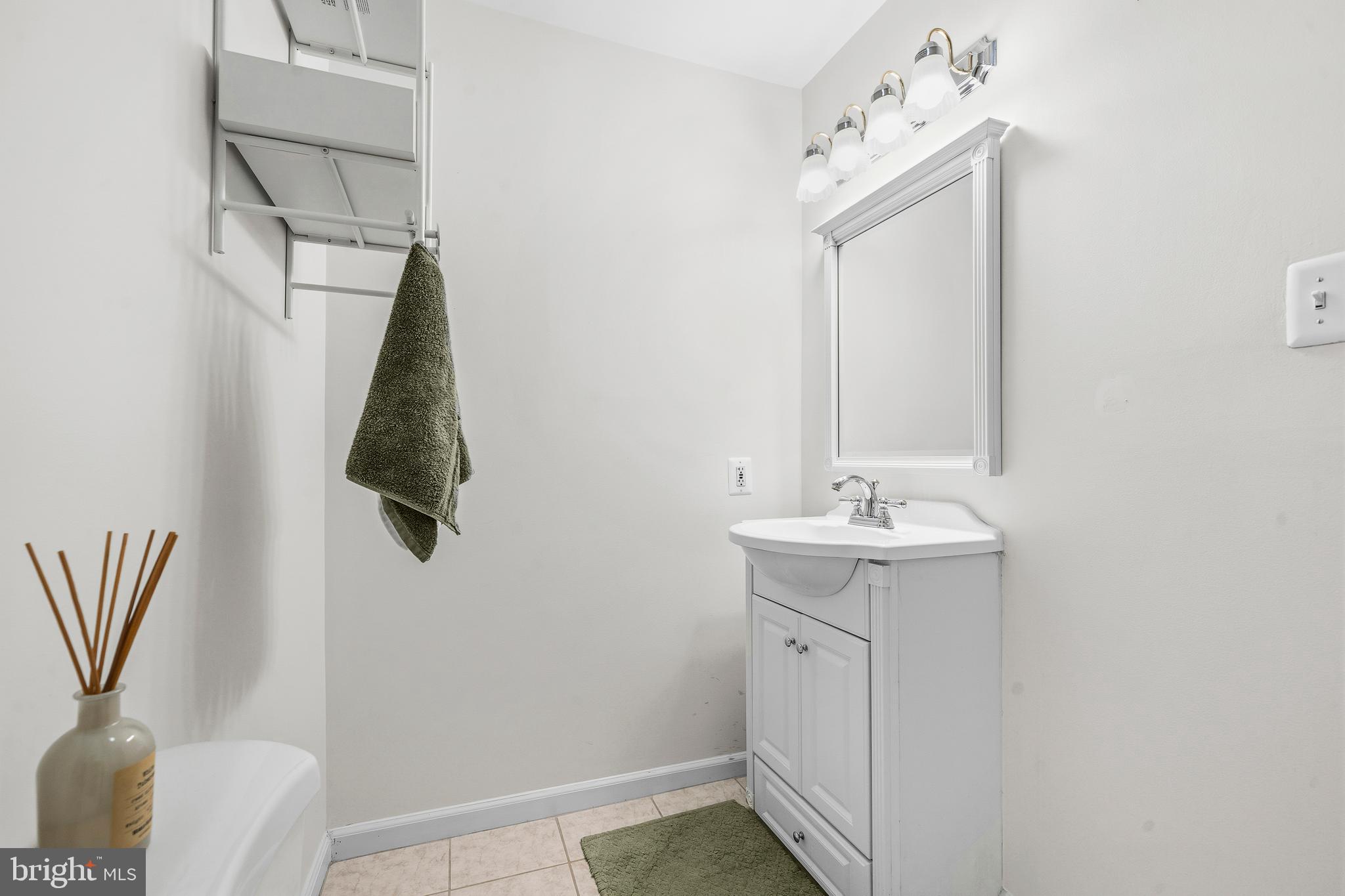 LORTON STATION - Residential