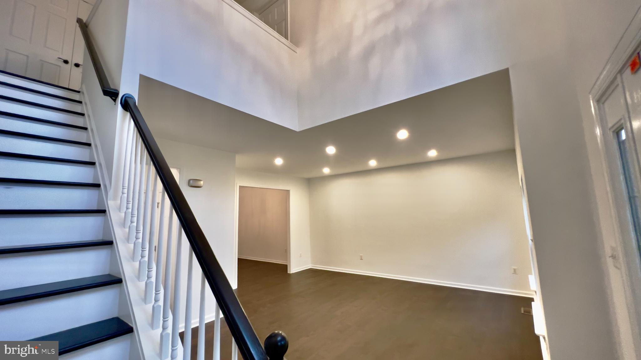 GAITHERSBURG TOWN - Residential