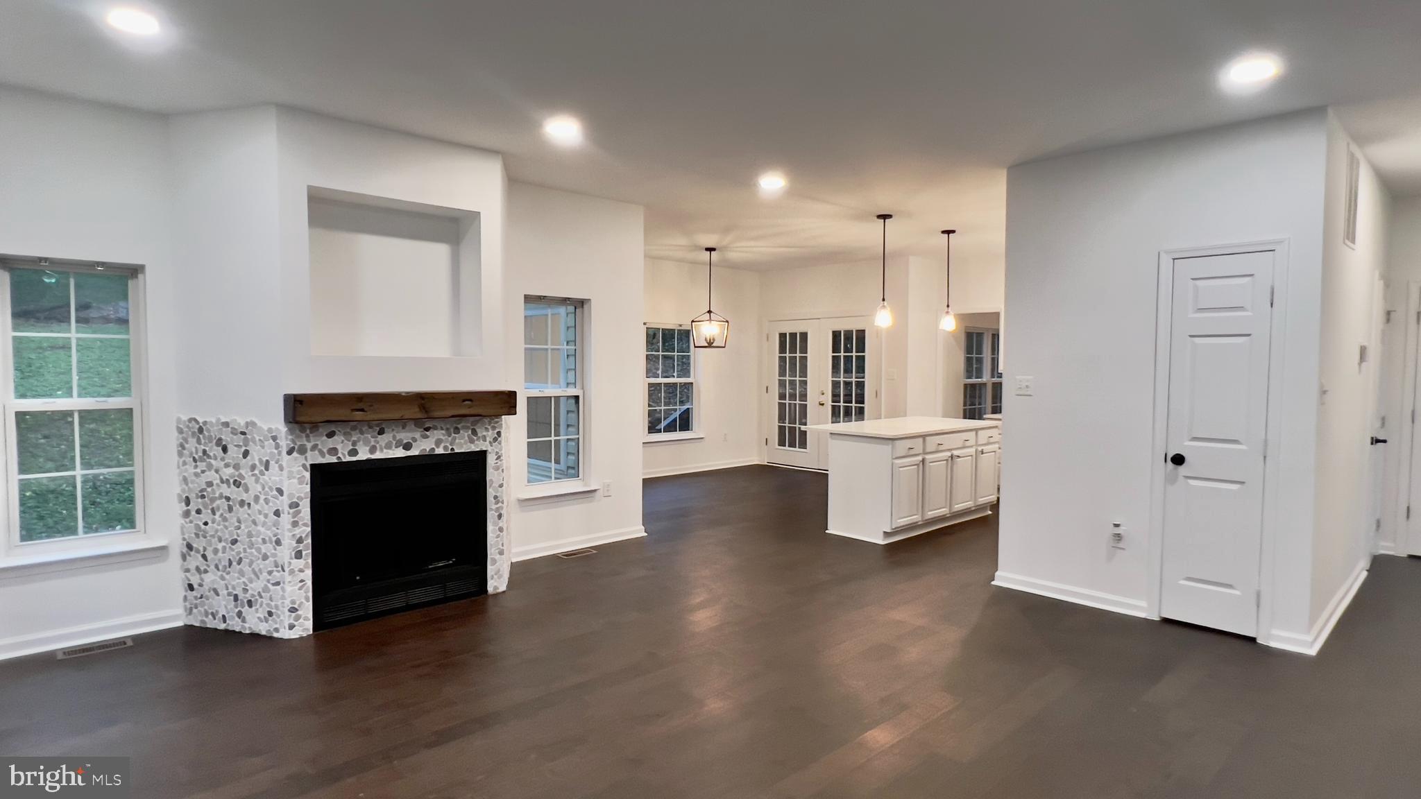 GAITHERSBURG TOWN - Residential