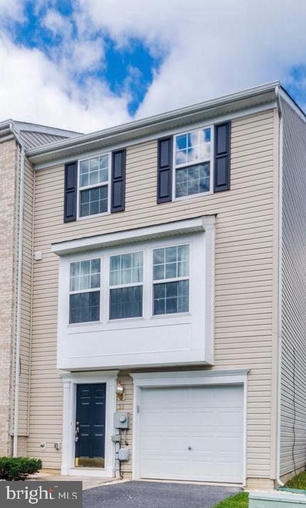 FAIRWAYS EAST - Residential