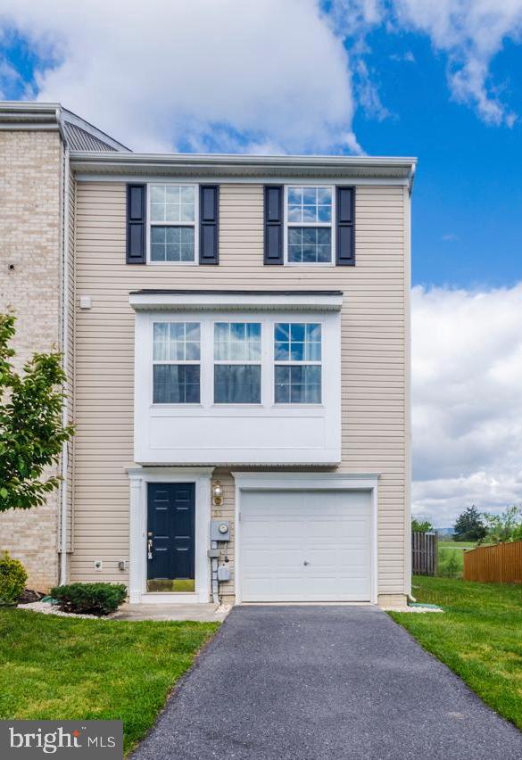 FAIRWAYS EAST - Residential