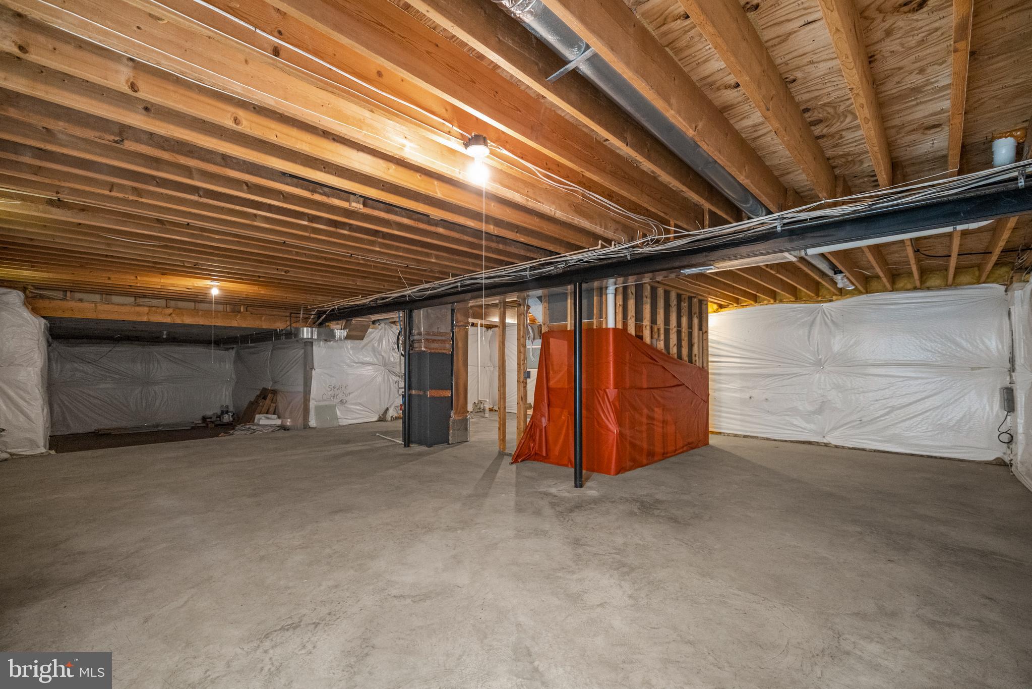 CLOPPERS MILL WEST - Residential