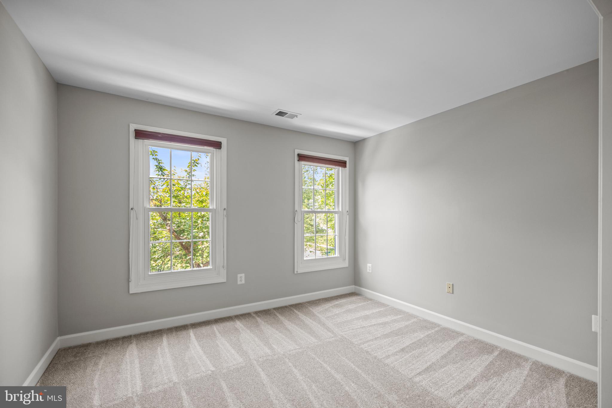 CLOPPERS MILL WEST - Residential