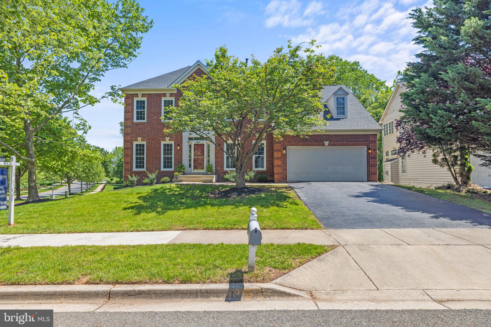 CLOPPERS MILL WEST - Residential