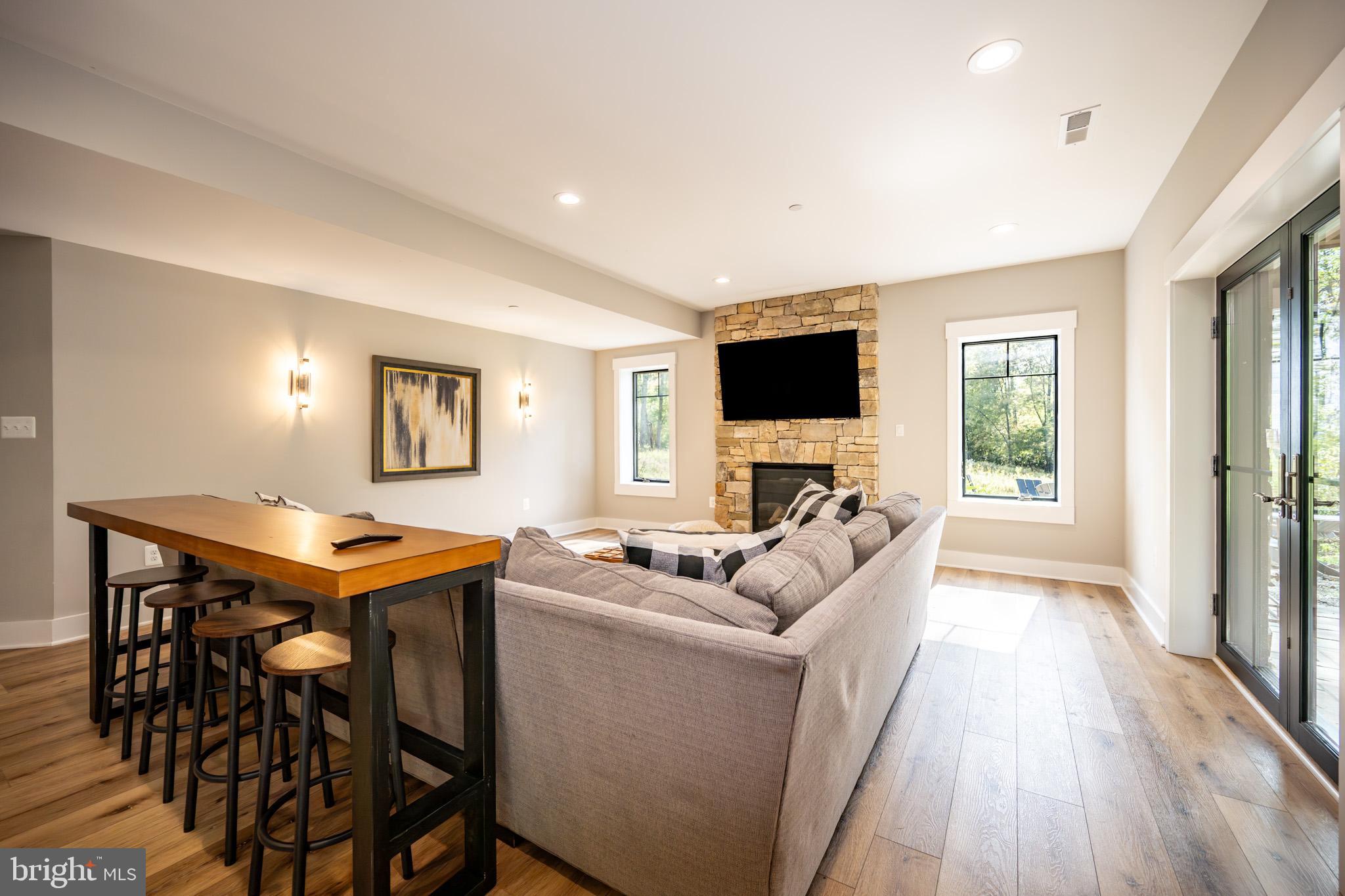 RIDGE RUN AT NORTH CAMP - Residential