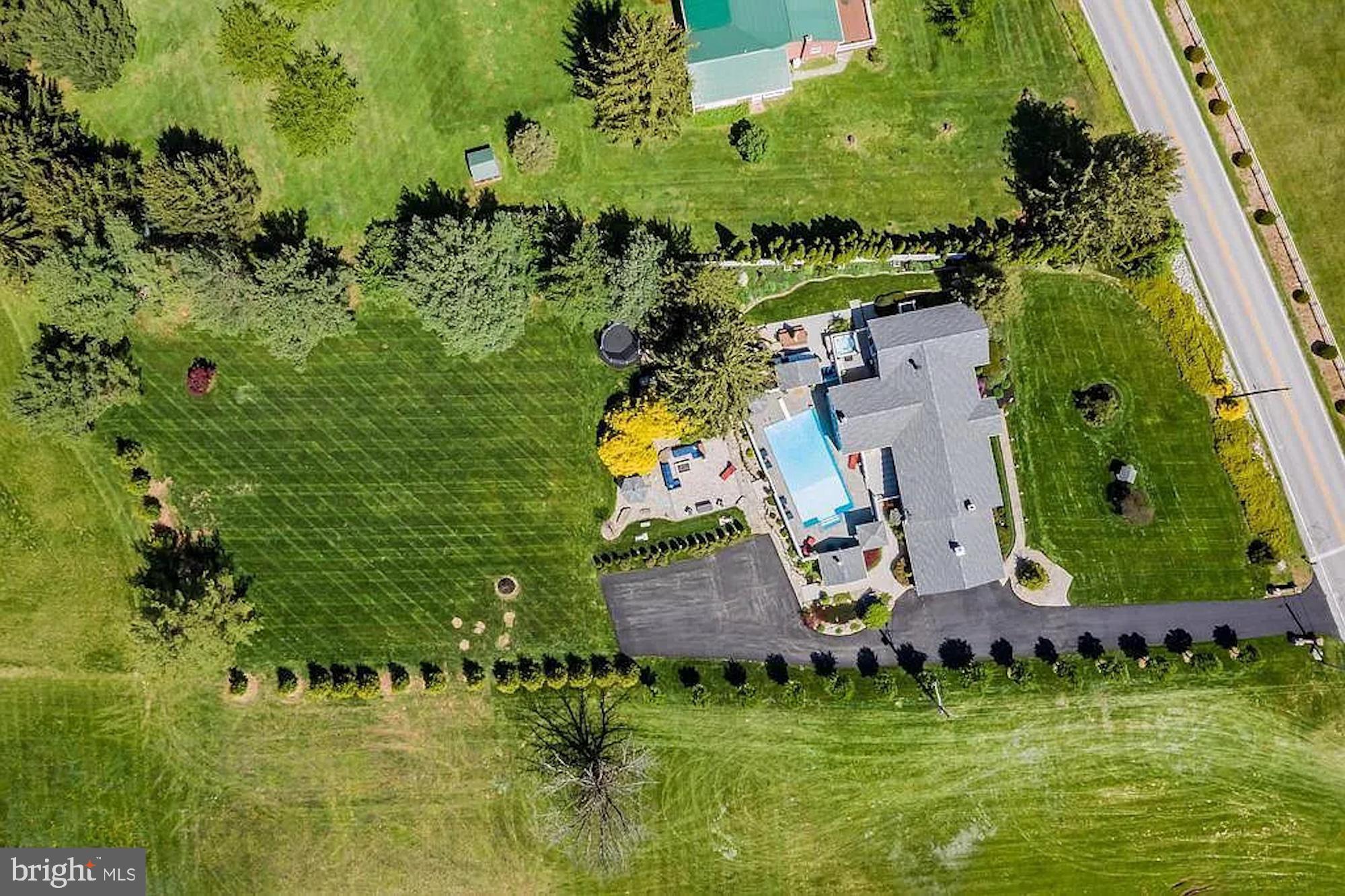 ABBOTTSTOWN - Residential
