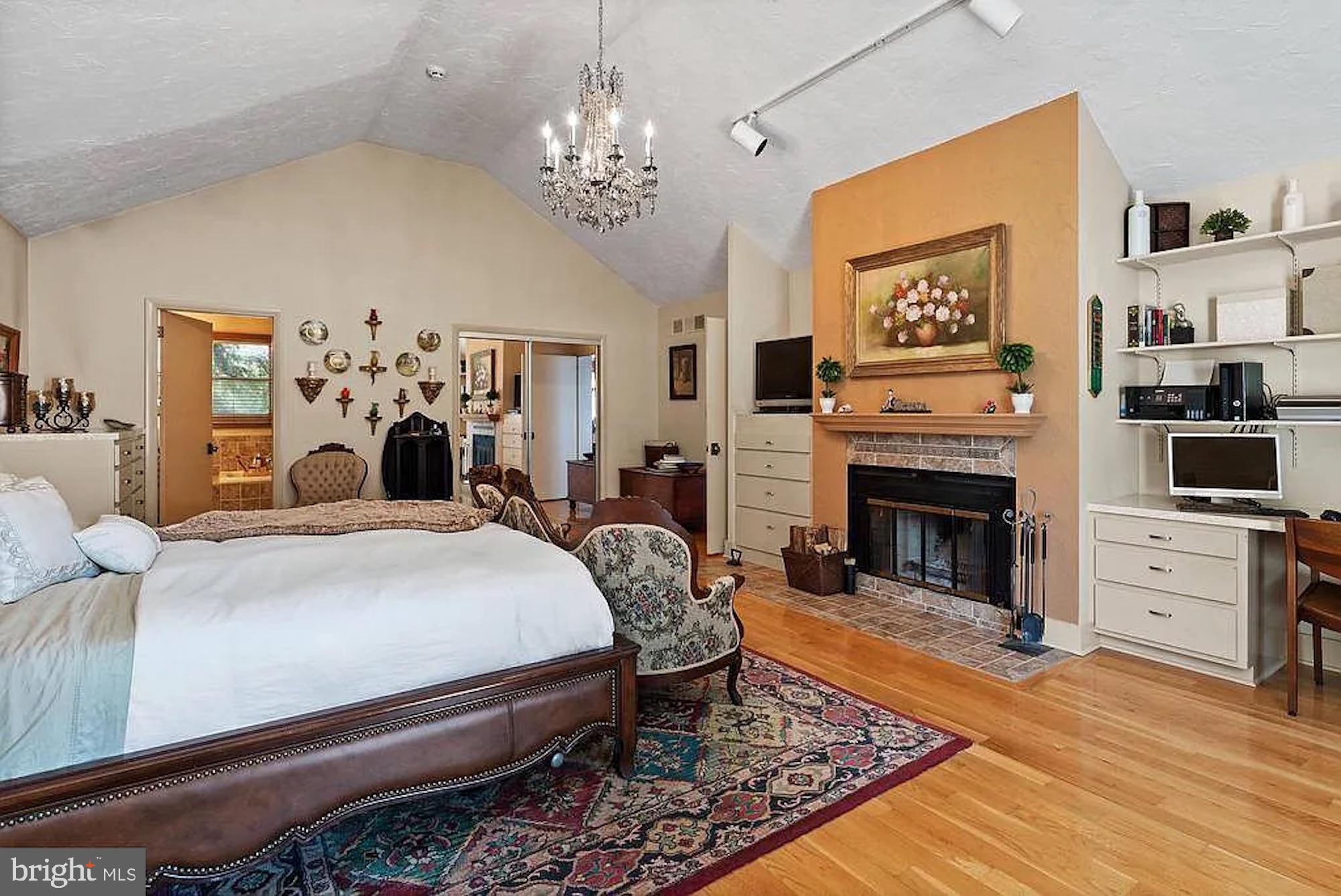 ABBOTTSTOWN - Residential