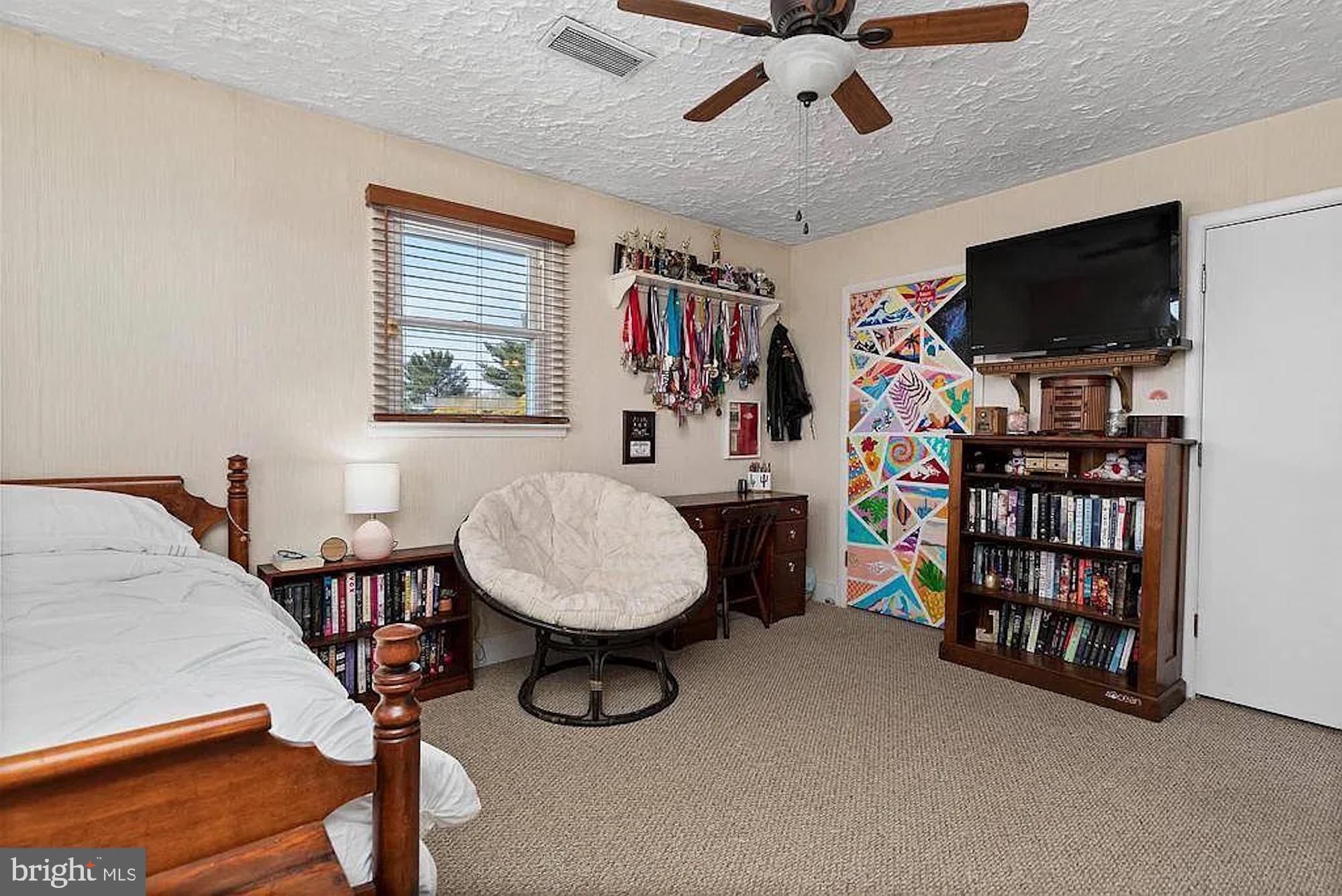 ABBOTTSTOWN - Residential