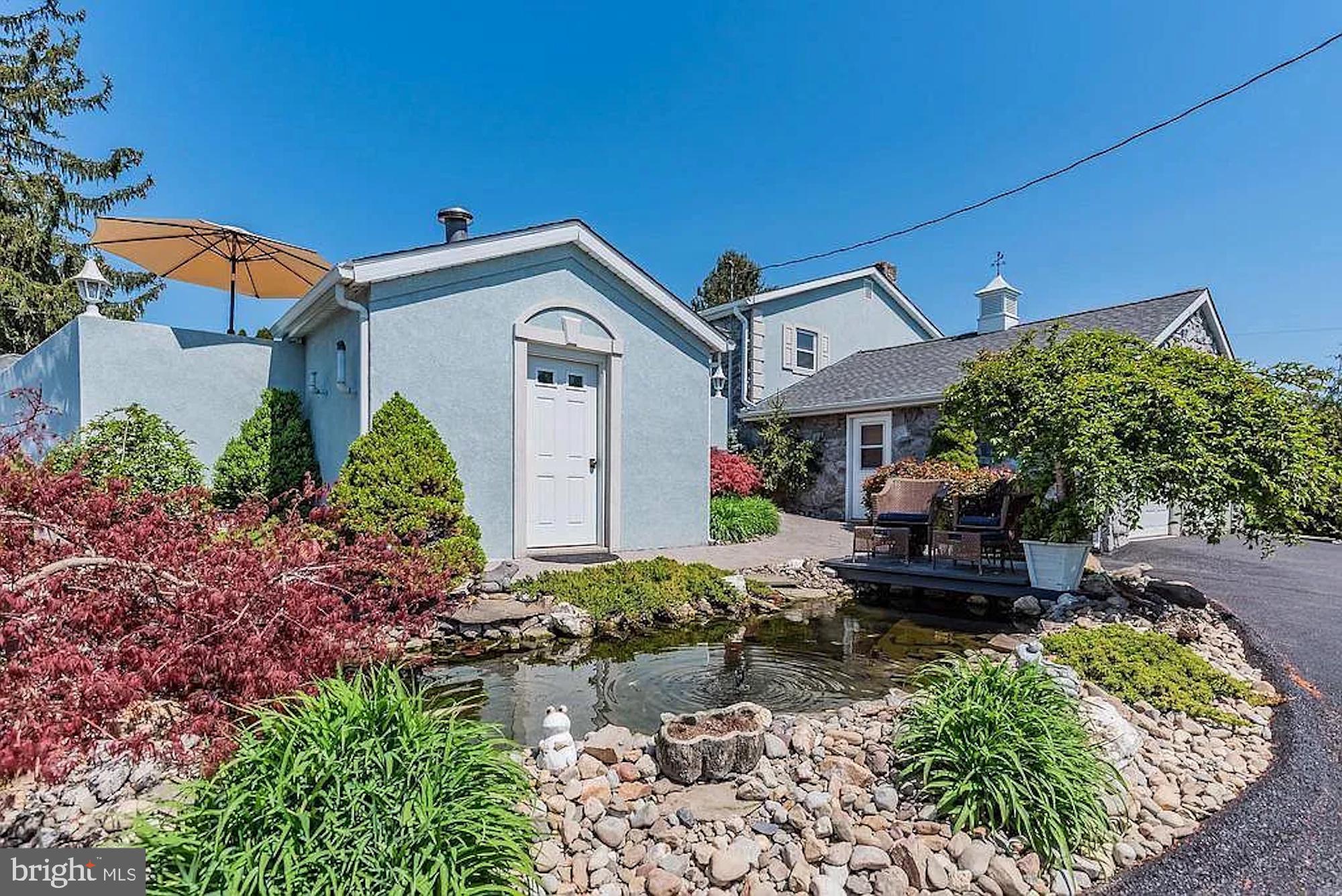 ABBOTTSTOWN - Residential