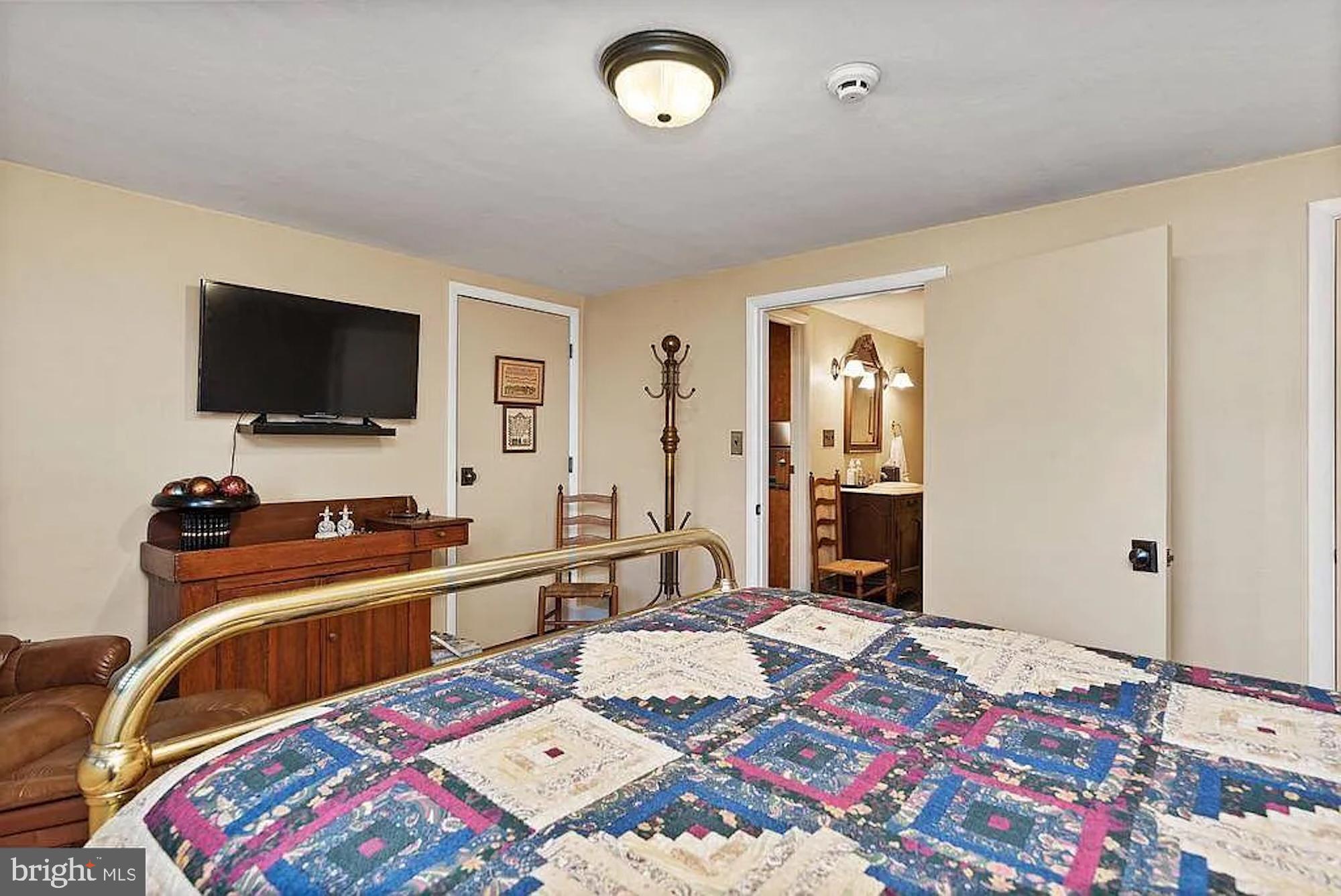 ABBOTTSTOWN - Residential