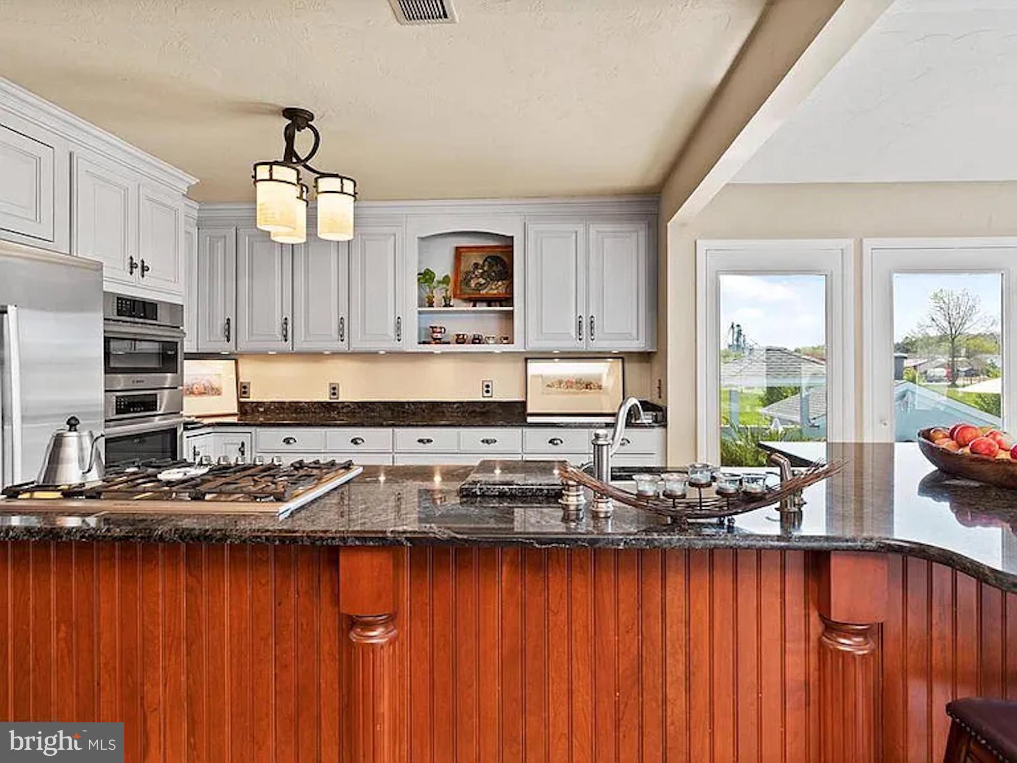 ABBOTTSTOWN - Residential