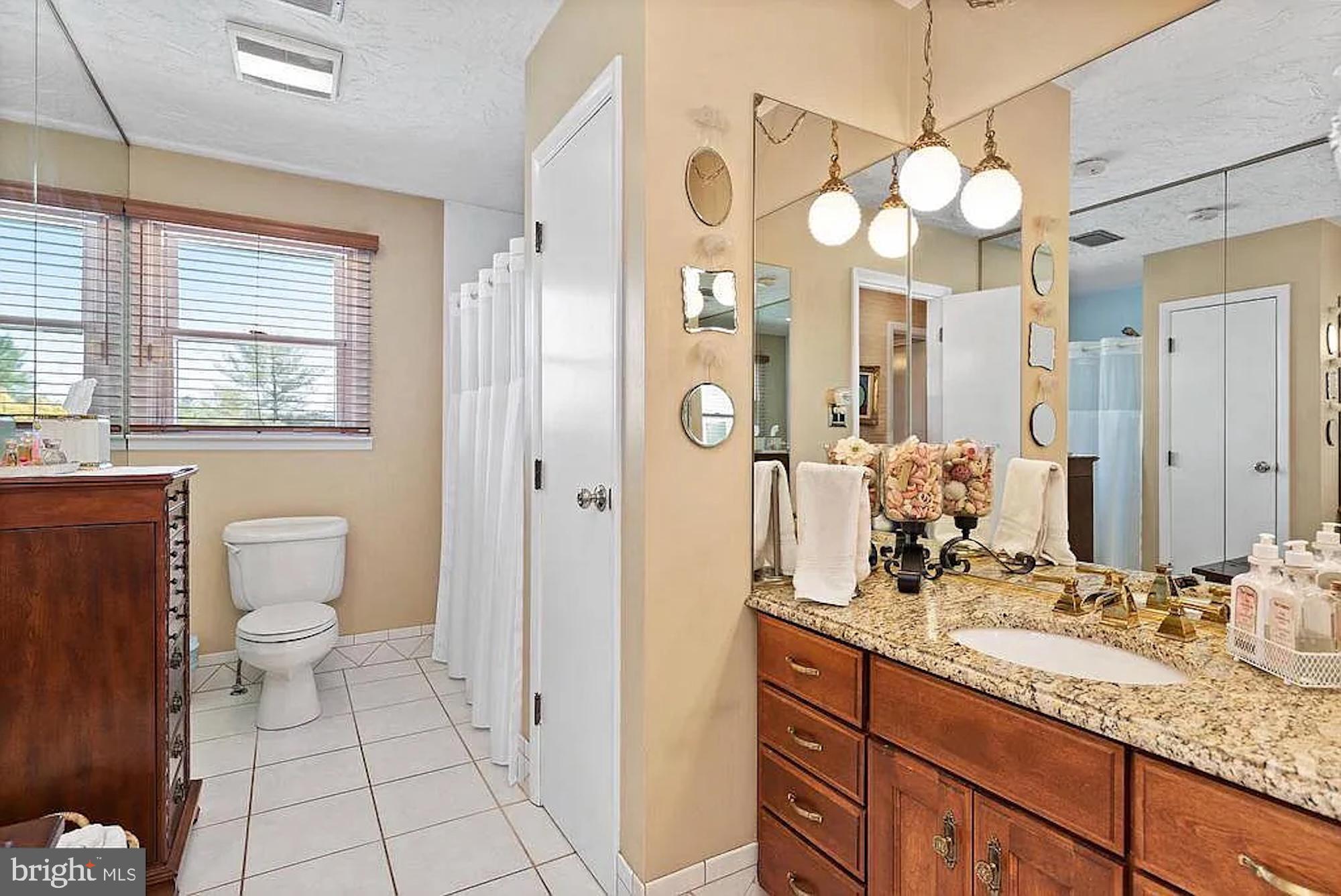 ABBOTTSTOWN - Residential